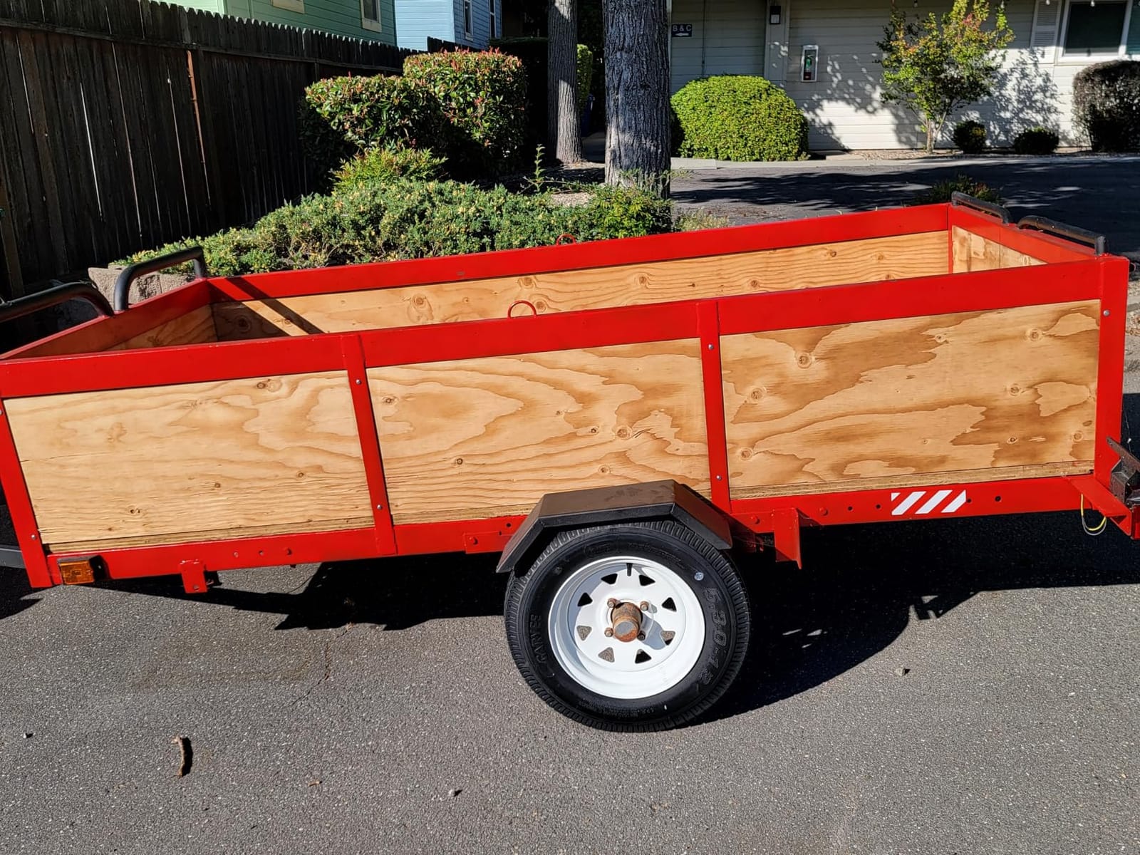 ST205/75D15 Trailer Tires with 15 in Rims, 5 Lug on 4.5 in, Load Range C, 6PR customer photo 2