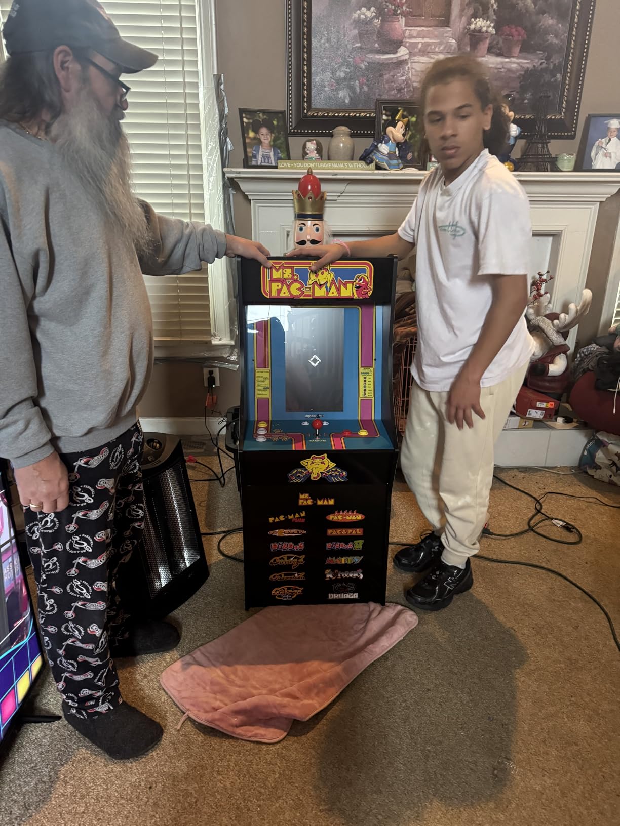Arcade1Up Ms. Pac-Man Classic SE Arcade Machine, 13 Classic Games | 4 Feet Tall with 15.6-Inch IPS Color Monitor, Dual Speakers and Wi-Fi Leaderboards customer photo 2