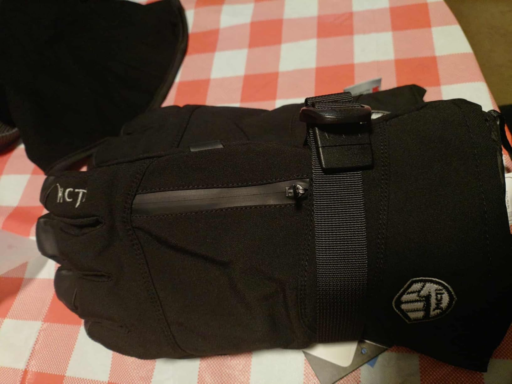 MCTi Pro Wrist Support Ski Gloves for Men, Winter Snowboard Gloves customer photo 1