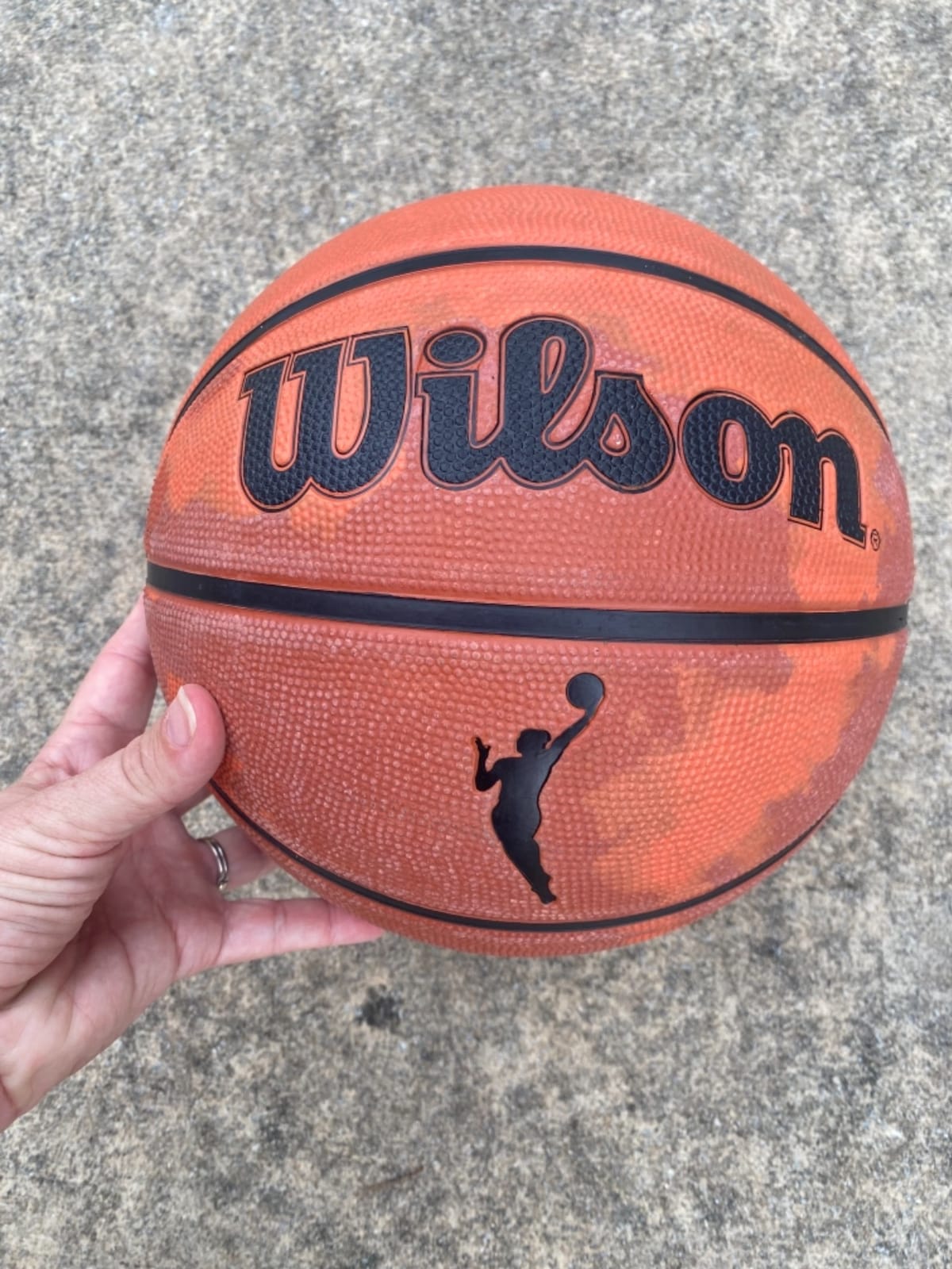 WILSON WNBA Heir Series Basketballs - Women's Official, Size 6-28.5