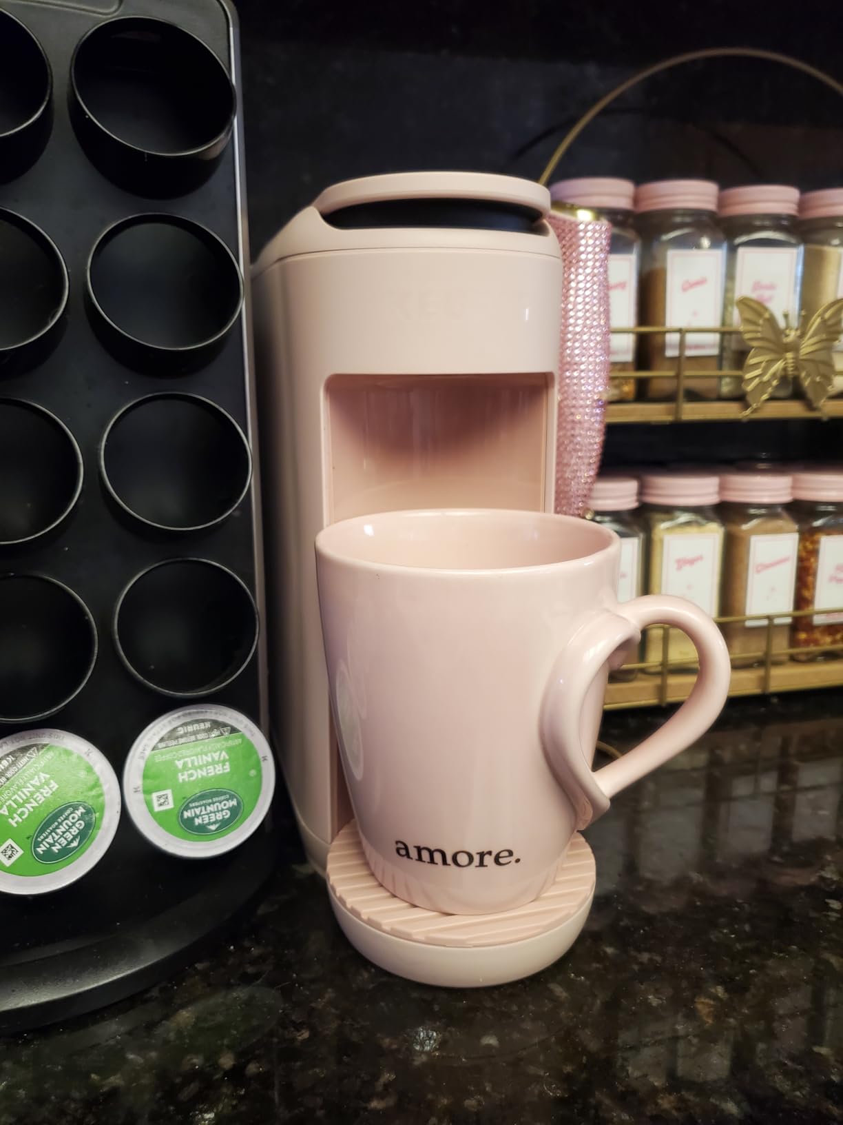 Keurig K-Mini Mate Single Serve K-Cup Pod Coffee Maker, Brews Up to 12 oz Cup, Compact Portable Coffee Machine for Small Spaces, Black customer photo 1