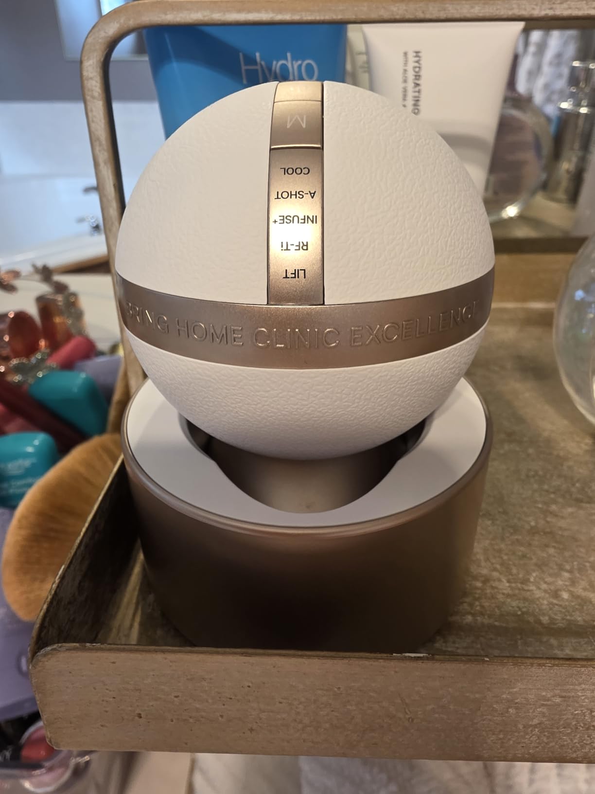 INIA SPHERA Upgraded 8-in-1 Microcurrent Facial Device for Face & Neck | Red Light, Thermal & Cooling Beauty Tool, 5 Custom Modes, At-Home Skin Stimulation & Glow Care Skincare Tool customer photo 2