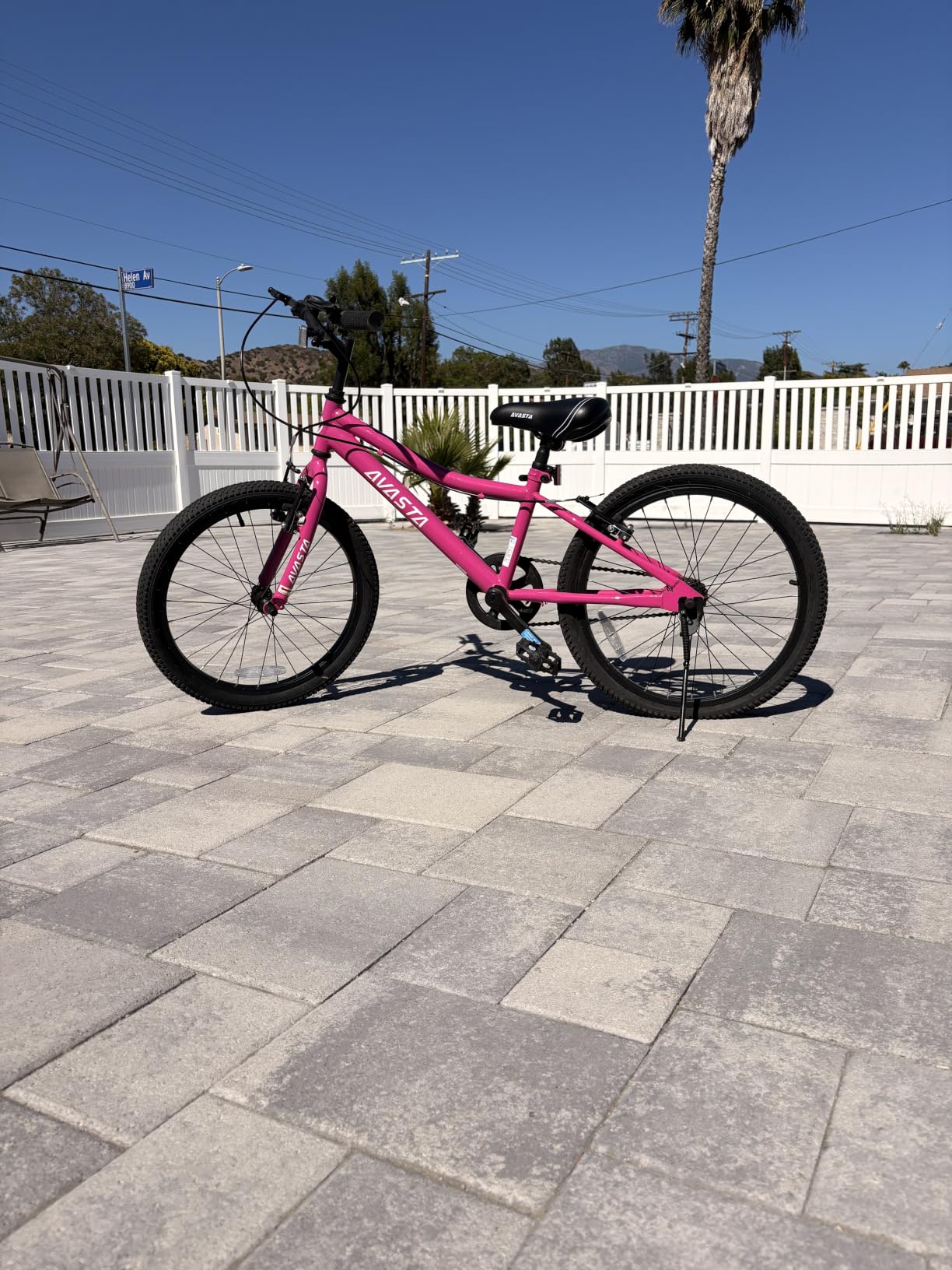 AVASTA Bilbo 18 20 24 Inch Kids Bike for Boys Girls Youth 5-14 Years Old | Retro Style High Carbon Steel Durable Frame, Adjustable Handlebars and Seat, Dual V-Brakes, Single Speed, Kickstand customer photo 1