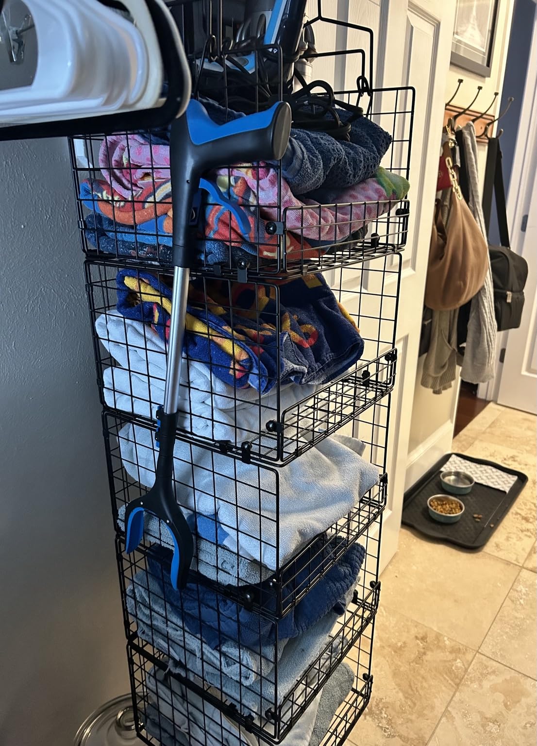 Telescopic Grabber Reacher Tool, 5-Level Adjustable Length (23'' to 41'') - Trash Claw Gripper, Pickup Stick for Litter Picking, Yard Work, and Seniors (Blue) customer photo 1