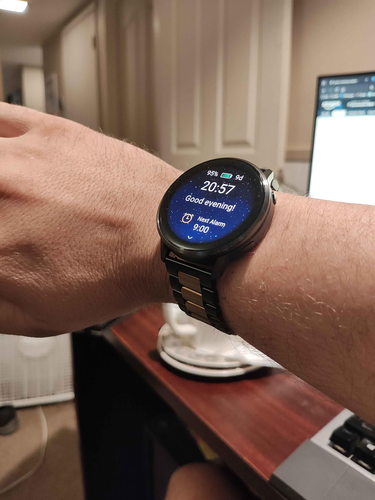 Garmin Venu® 4, Advanced Fitness Smartwatch, 45mm, Brown Leather | 24/7 Health Monitoring, Advanced Sleep Tracking, Health Status, 80+ Preloaded Sports Apps, Built-In Flashlight customer photo 1