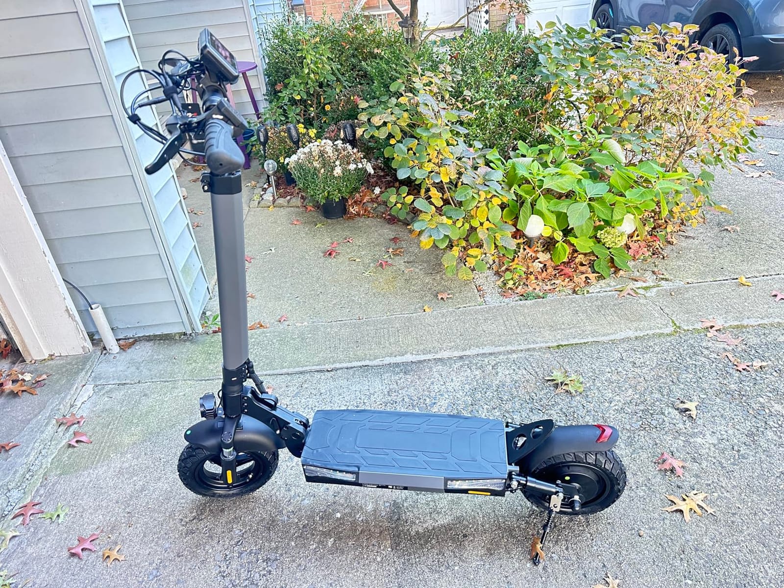 Electric Scooter Adults, 38/28Mile Range, 28/25MPH Speed, 1200/1000W Motor | Electric Scooter with 10