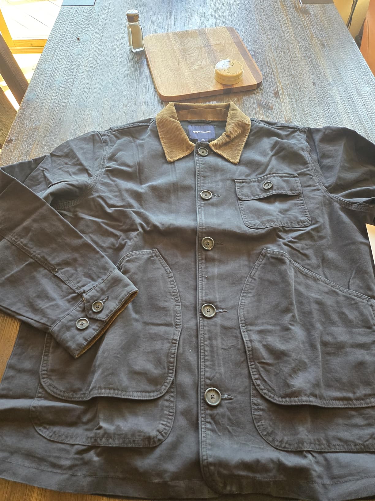 Amazon Essentials Men's Cotton Canvas Barn Jacket customer photo 1