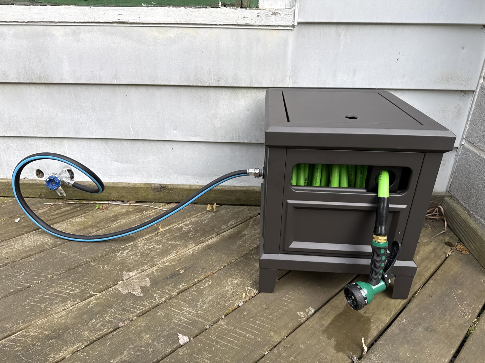 Heavy Duty Steel Garden Hose Reel Deck Box, Holds 125 ft x 5/8 inch Hose, Leak-Proof Aluminum Water System, Manual Crank with Hose Guide, 4-Leg 200LBS Stable Base, No Mount Required customer photo 1