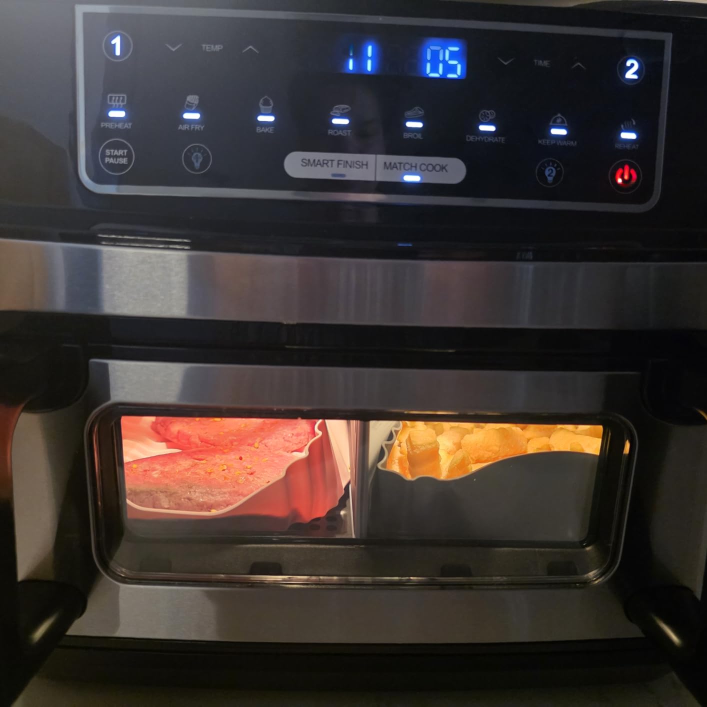 Emphsism 12QT Large Dual Zone Air Fryer with Removable Divider, 1 x 12QT Mega Zone or 2 Independent 6QT Zones, Separate Presets, 8-in-1 Family Size, LED Touchscreen, Nonstick Dishwasher-Safe Basket customer photo 1