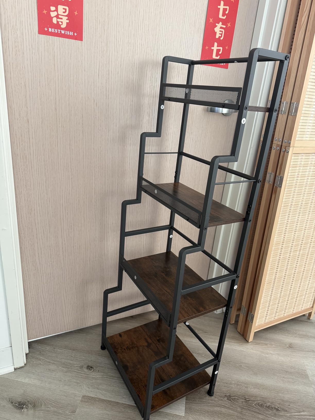 Hayexiha 4-Tier Stepped Freestanding Wine Rack, Large Capacity Liquor Cabinet with Anti-Fall Guardrails and Rounded Corners, Bottle Display Shelf & Mini Bar for Living Room, Home Bar, Kitchen Corner customer photo 1