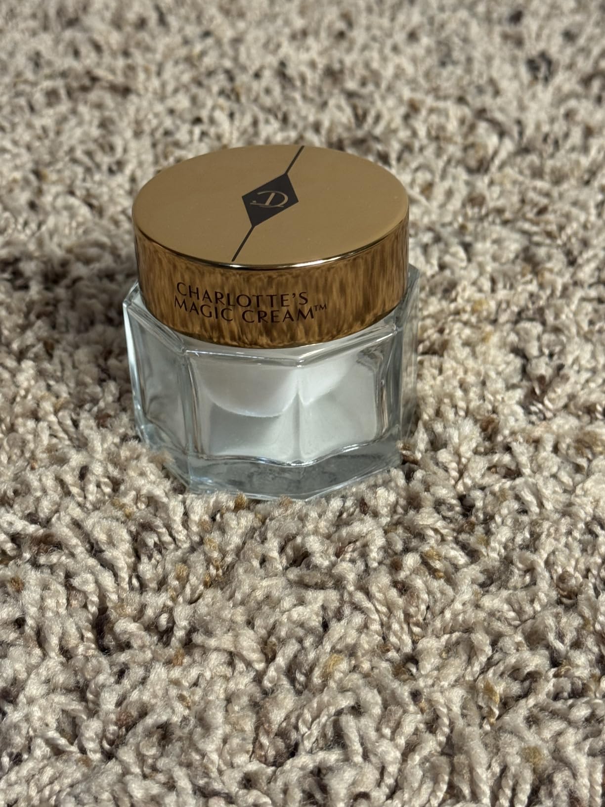 Charlotte Tilbury Hydrate, Plump & Glow Set - Skincare Gift Set | 3 Piece Gift Set - Magic Cream and Magic Serum - Travel-Sized Skincare for Glowing, Hydrated Looking Skin customer photo 2