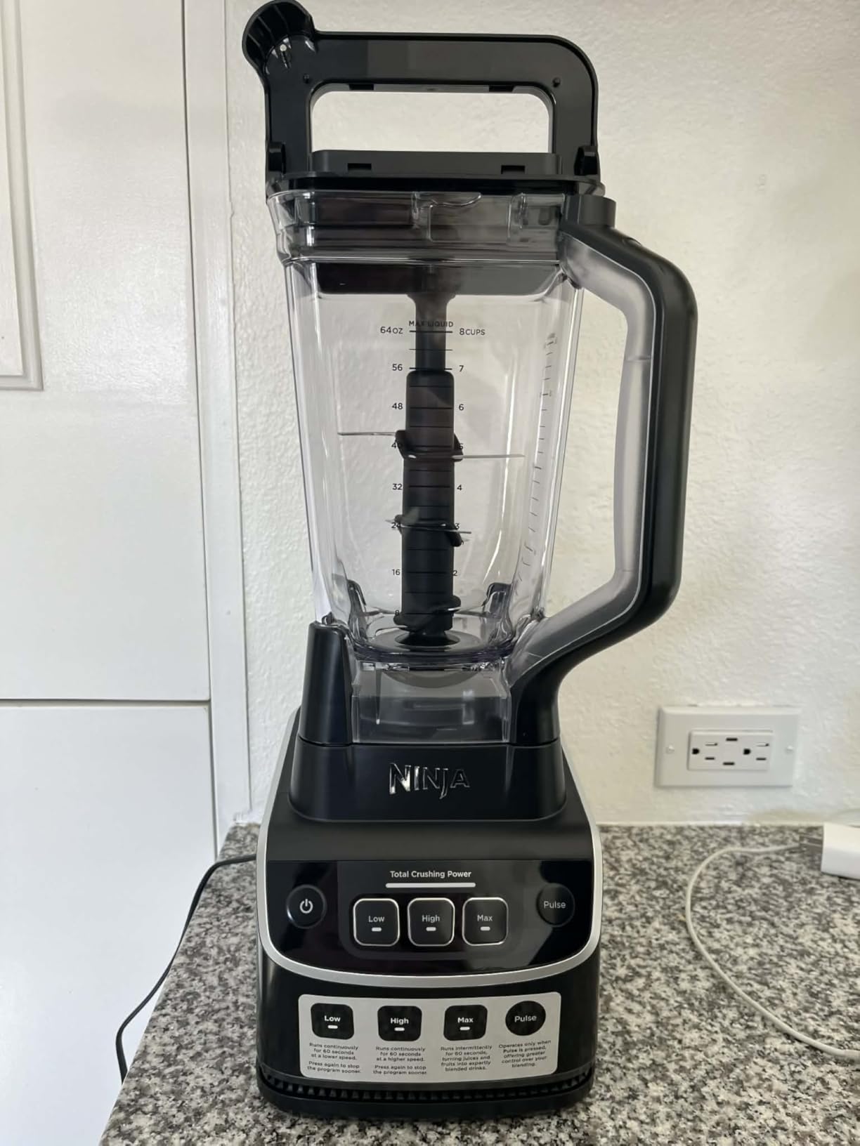 Ninja UltraCrush Professional Blender, 1000W, 72oz Pitcher, 3 Speeds, BP201 customer photo 1