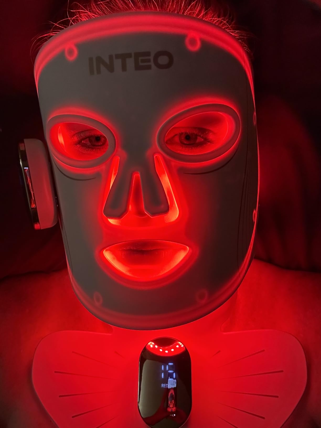 Red Light Therapy Mask for Face & Neck, 850nm NIR & 660nm Red LED, 4 Modes | 680 LEDs, 2000mAh Cordless LED Face Mask, Timer, Full Face Coverage, Anti-Aging Skin Firming customer photo 2