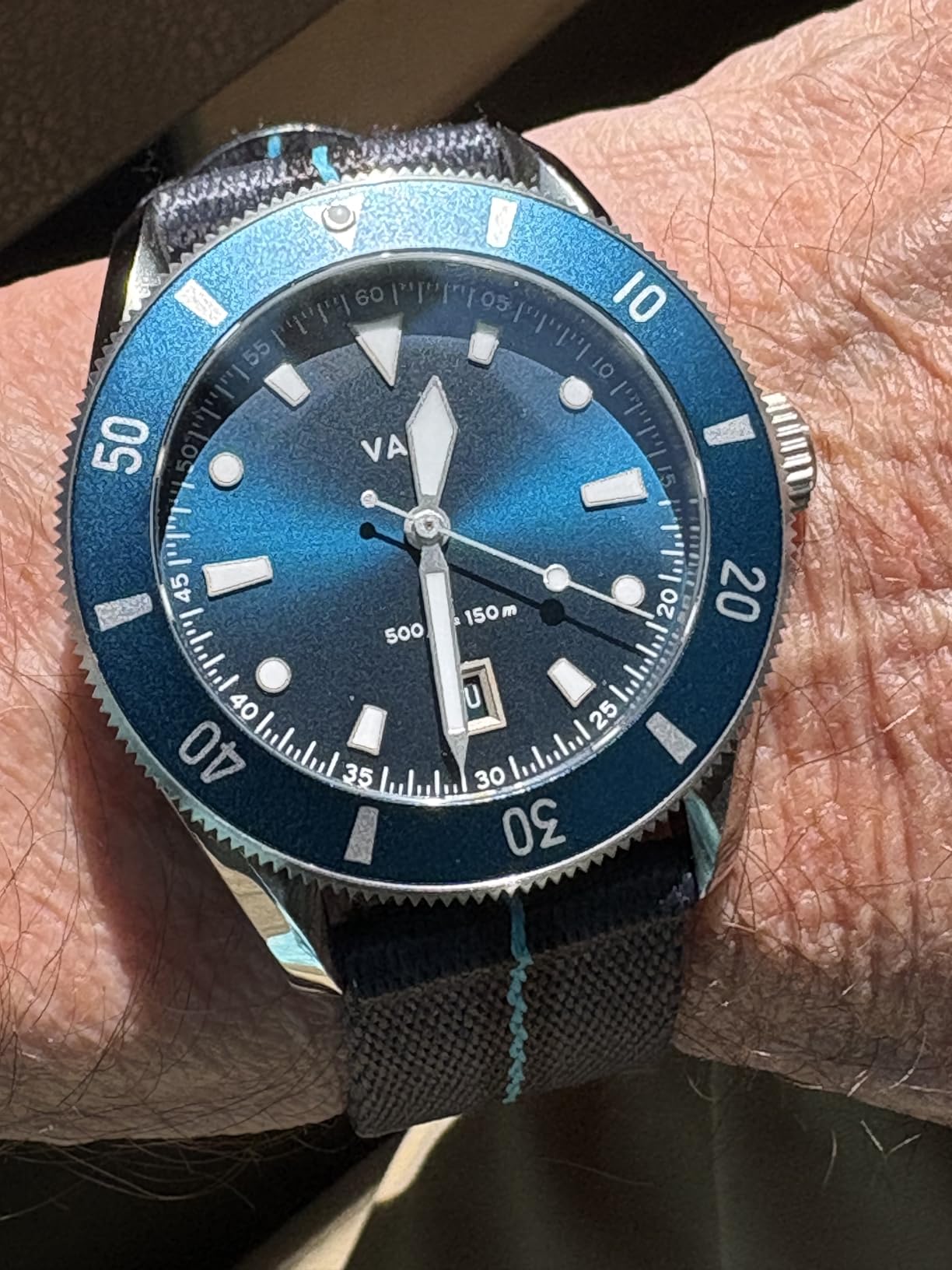 DS2 Quartz Dive Watch for Men - Ocean Ready 15 ATM, 39mm, Battery-Powered, Sapphire Crystal (+/- 20 Seconds per Month), Two Quick-Change 20mm Straps - Gift Set for Men customer photo 2