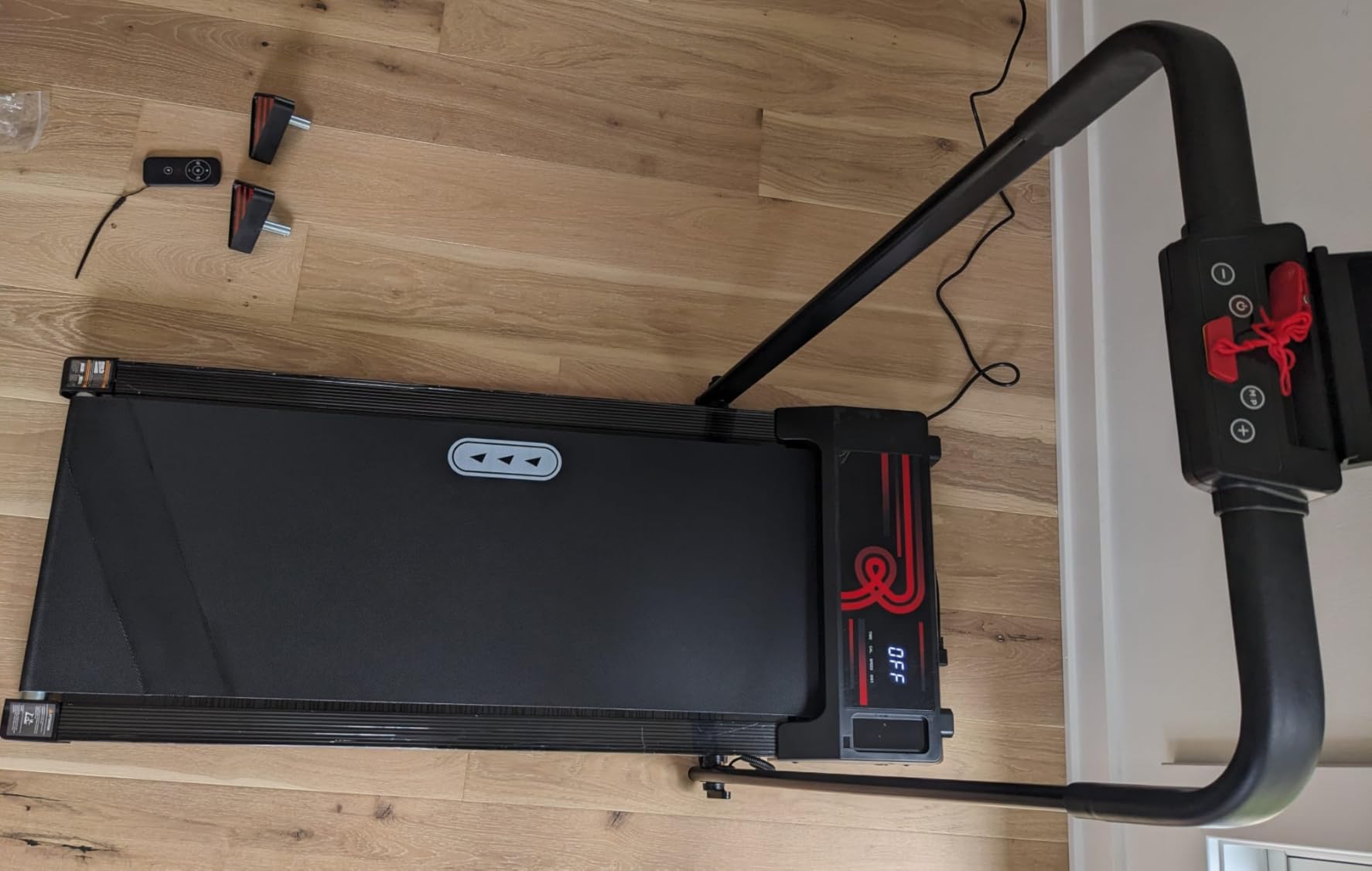 Redliro Backwards Treadmill for Seniors with Long Handrails | 0.3 MPH Gentle Start, 300 lb Capacity, Front & Side Handrails, APP & Bluetooth, 0% Incline, Back Pain Relief Reverse Walking customer photo 1
