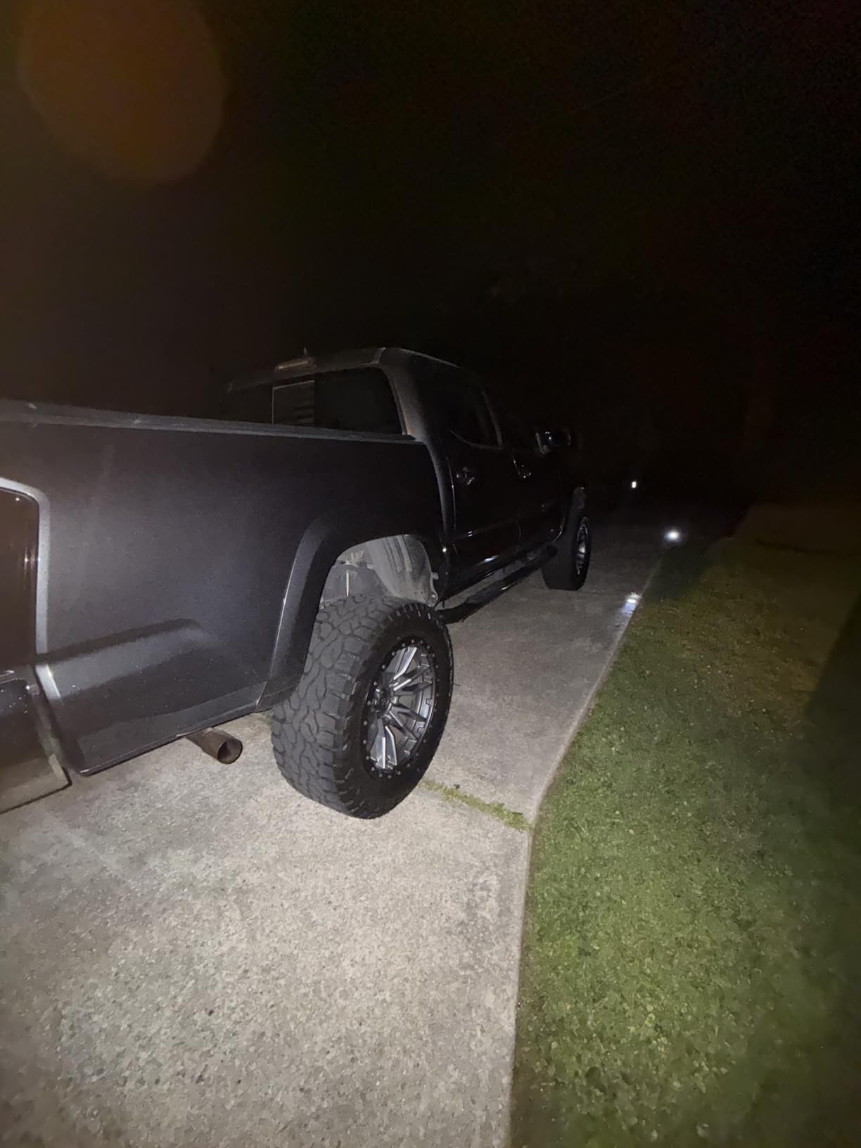 Barkley Rammus X/T All-Terrain Off-Road Radial Tire 265/70R17 115S Extreme Terrain customer photo 1