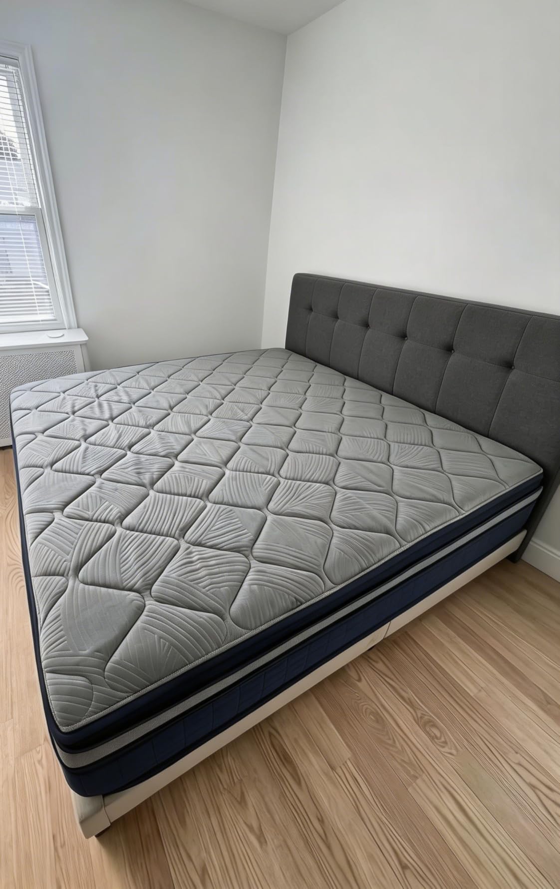 Sweetnight CoolNest Hybrid King Size Mattress 14 Inch, Cooling Pillow Top | Cool Night Sleep for Hot Sleeper, 7-Zone Ergo Support for Pressure Relief, 4 Stage Cool Enhanced Breathability, Medium Firm customer photo 1