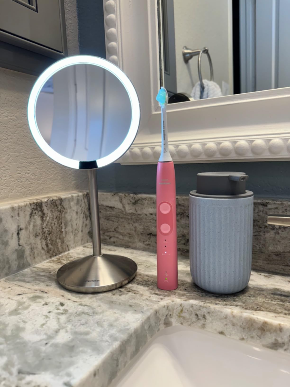 simplehuman Sensor Mirror Fold, 5'' with 10X Magnification, Round Rechargeable Travel Makeup Mirror, Tru-Lux® Full-Spectrum Light, Adjustable Brightness & Height, Brushed Stainless Steel customer photo 1