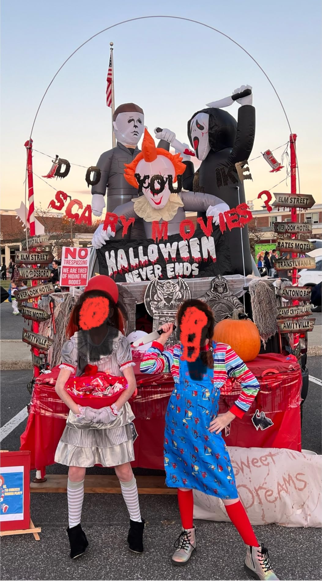10FT Halloween Inflatable Archway Outdoor Decorations with Built-in LEDs | Haunted House Blow Up Arch with 3 Killer Characters, Easy Setup, Halloween Inflatables for Indoor Outdoor Yard Lawn Decor customer photo 1