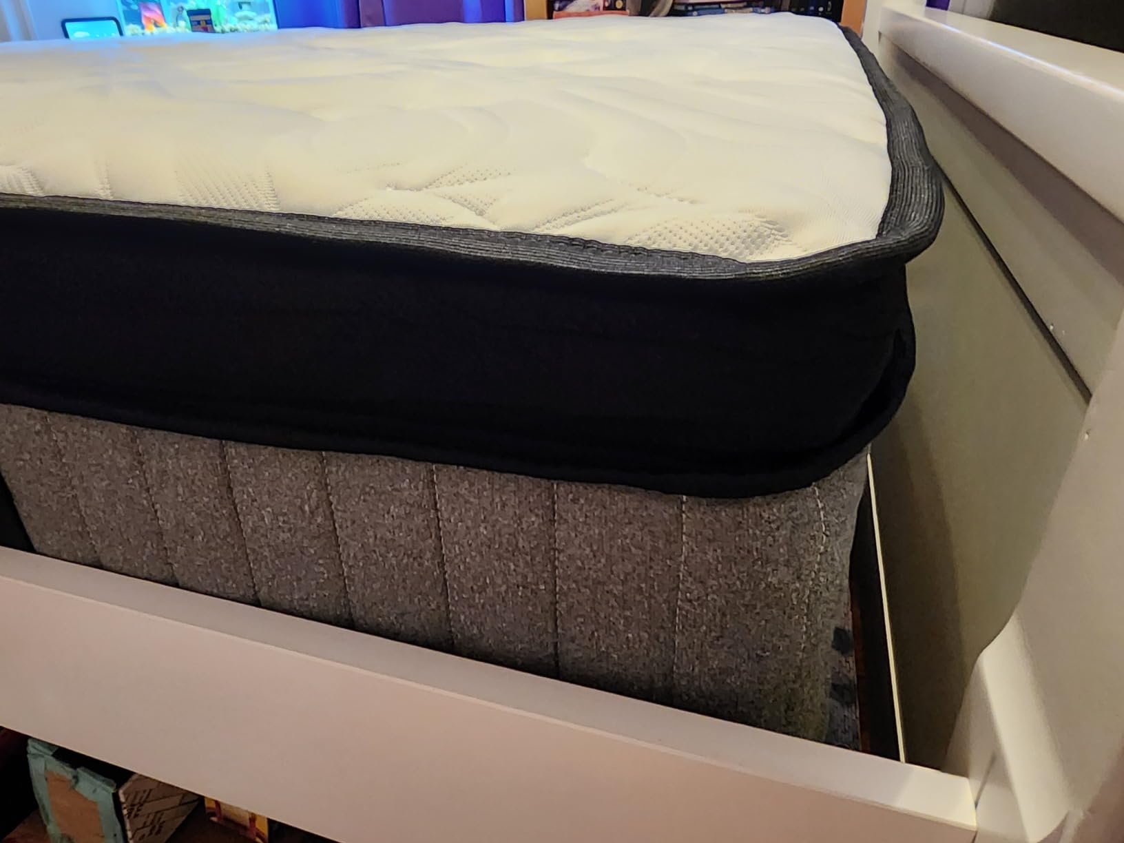 BedStory Firm Queen Mattress 12 Inch, Hybrid Mattress with Extra Lumbar Support, Deep Sleep Bed in a Box - 365-Night Trial, Fiberglass-Free, CertiPUR-US Certified, 10 Years Warranty customer photo 2