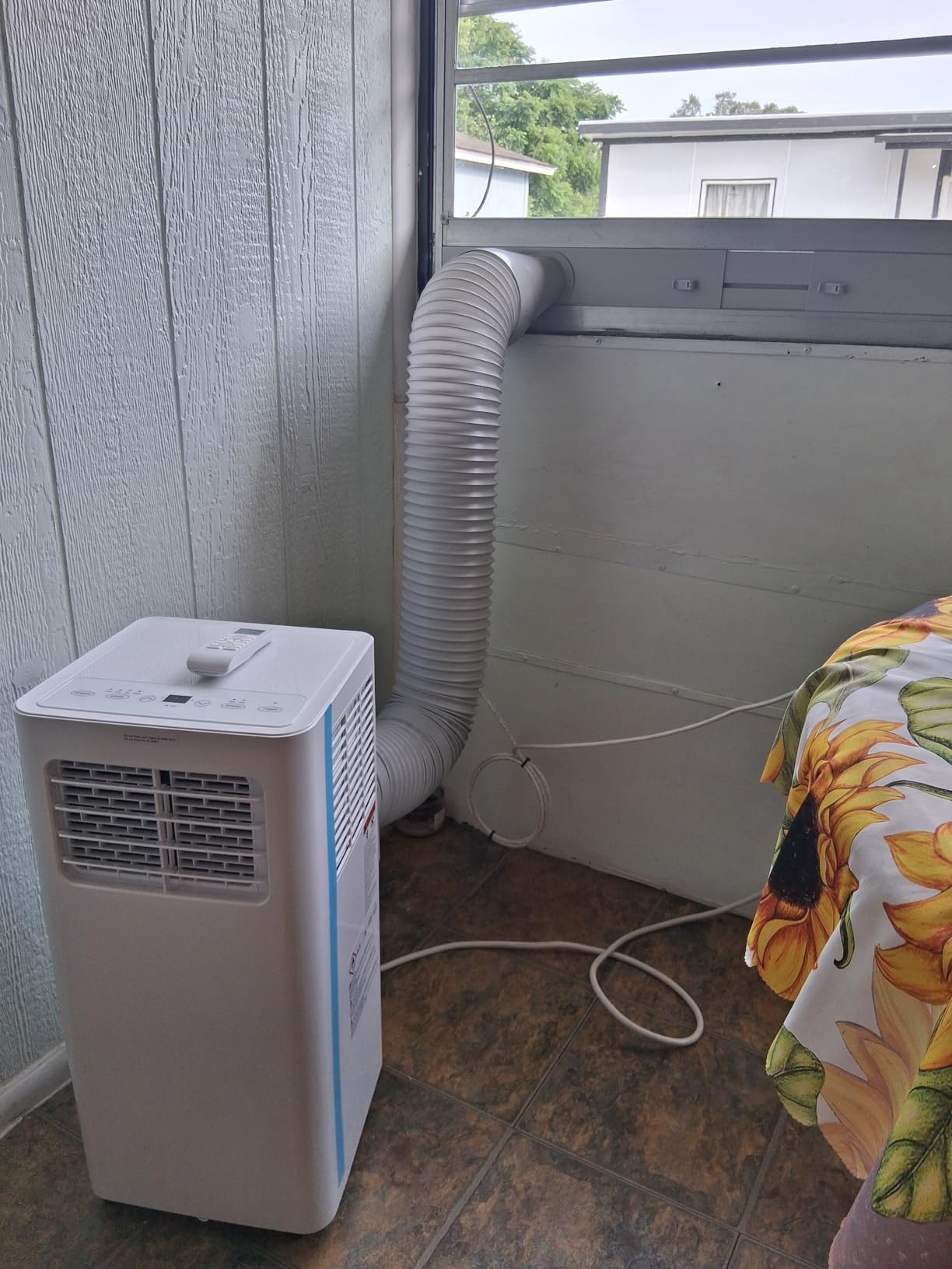 EnerGlow 14000 BTU Portable Air Conditioner, Cools up to 750 Sq.Ft | 4-in-1 Quiet AC Unit with Fan & Dehumidifier, Remote Control, Window Kit Included, Ideal for Bedroom and Office customer photo 1