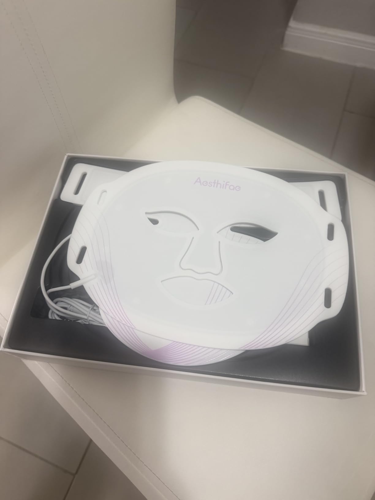 Red Light Therapy for Face and Neck, 7 in 1 Red Light Therapy Mask with NIR Portable Rechargeable Led Face Mask with Eye Protection and Remote for True Anti-Wrinkles Skincare at Home White customer photo 1