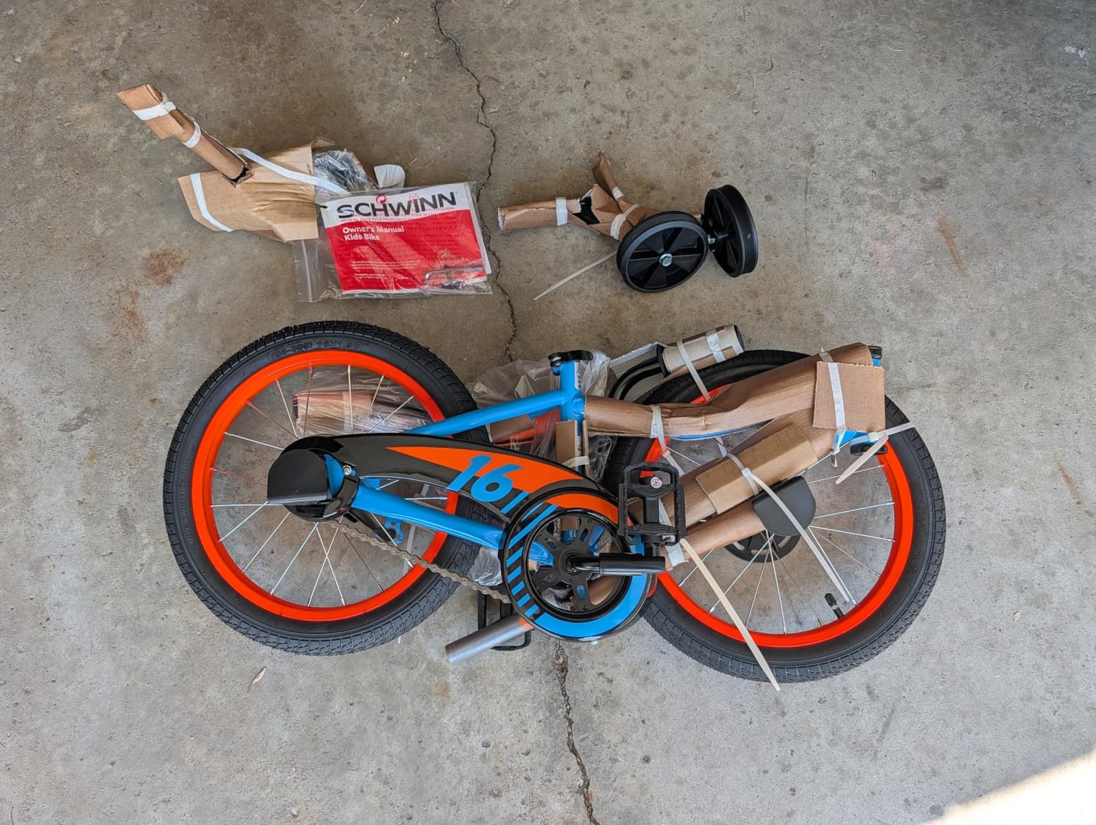 Schwinn Koen 16-Inch Bike for Kids Ages 5-7, Built for Safety and Comfort, Quick Assembly, Beginner Training Wheel Bicycle customer photo 2
