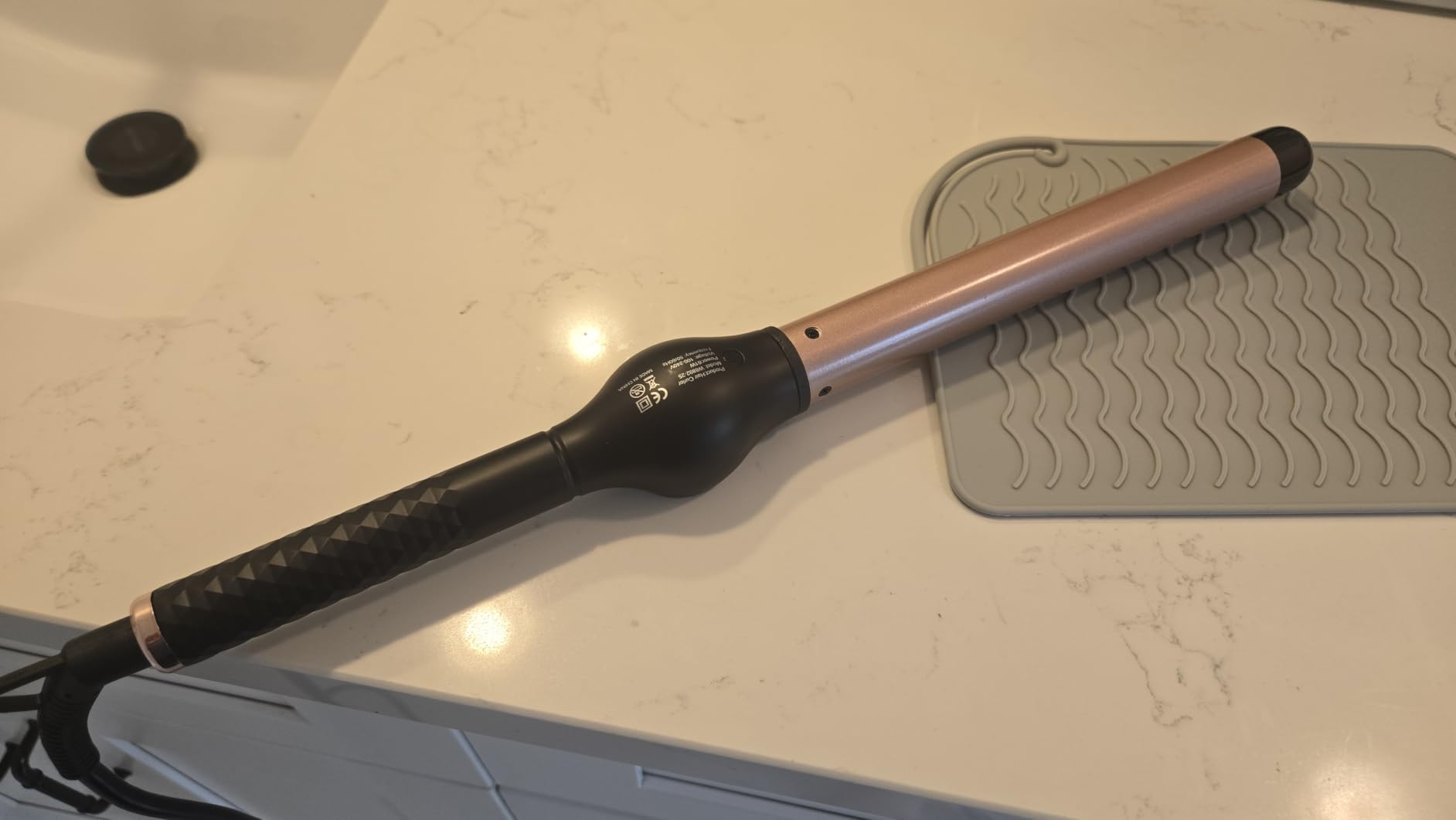 1 Inch Curling Wand Iron for Long Hair, Ceramic Extra Long Barrel No-Clamp | Dual Voltage Hair Wand Curling Iron for Beach Waves, Professional Hair Curler with 7 Heat Settings, Includes Glove & Heat Mat customer photo 1