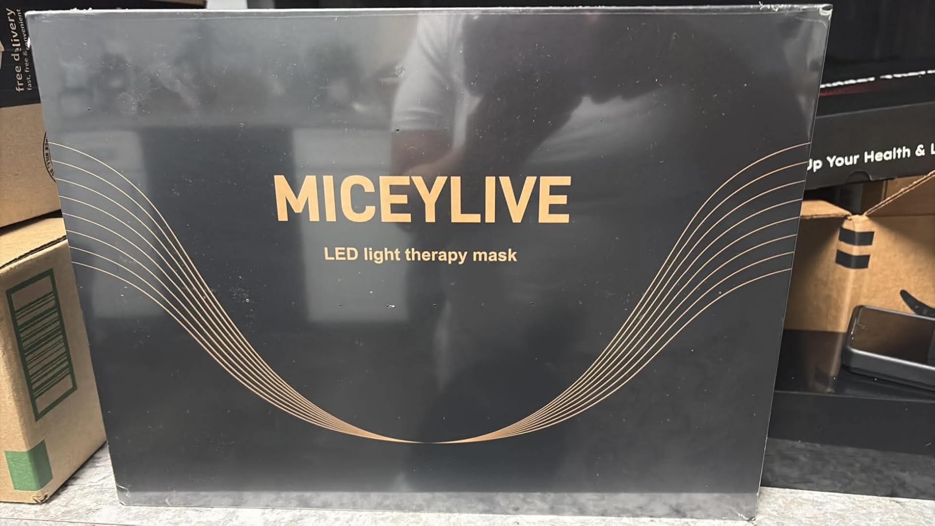 Red Light Therapy for Face, FDA-Cleared Blue Light for Acne | NIR + Red Dual-Wavelength Mask, Plus Amber Light for Fine Lines, Firmness and Uneven Skin Tone customer photo 2
