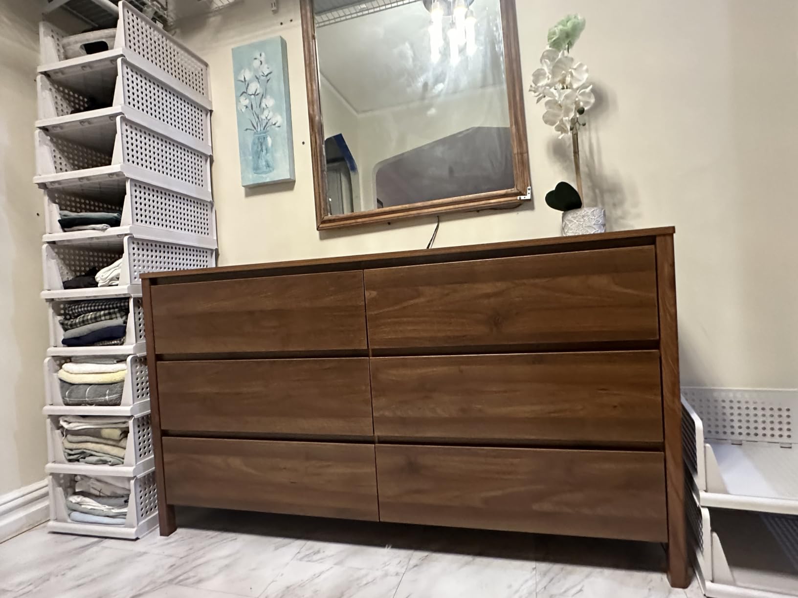 Walnut Dresser for Bedroom, 5 Drawer Dresser with Wood Legs, Tall Wood Dresser, Mid Century Modern Chest of Drawers, Large Storage Bedroom Furniture, Walnut customer photo 1