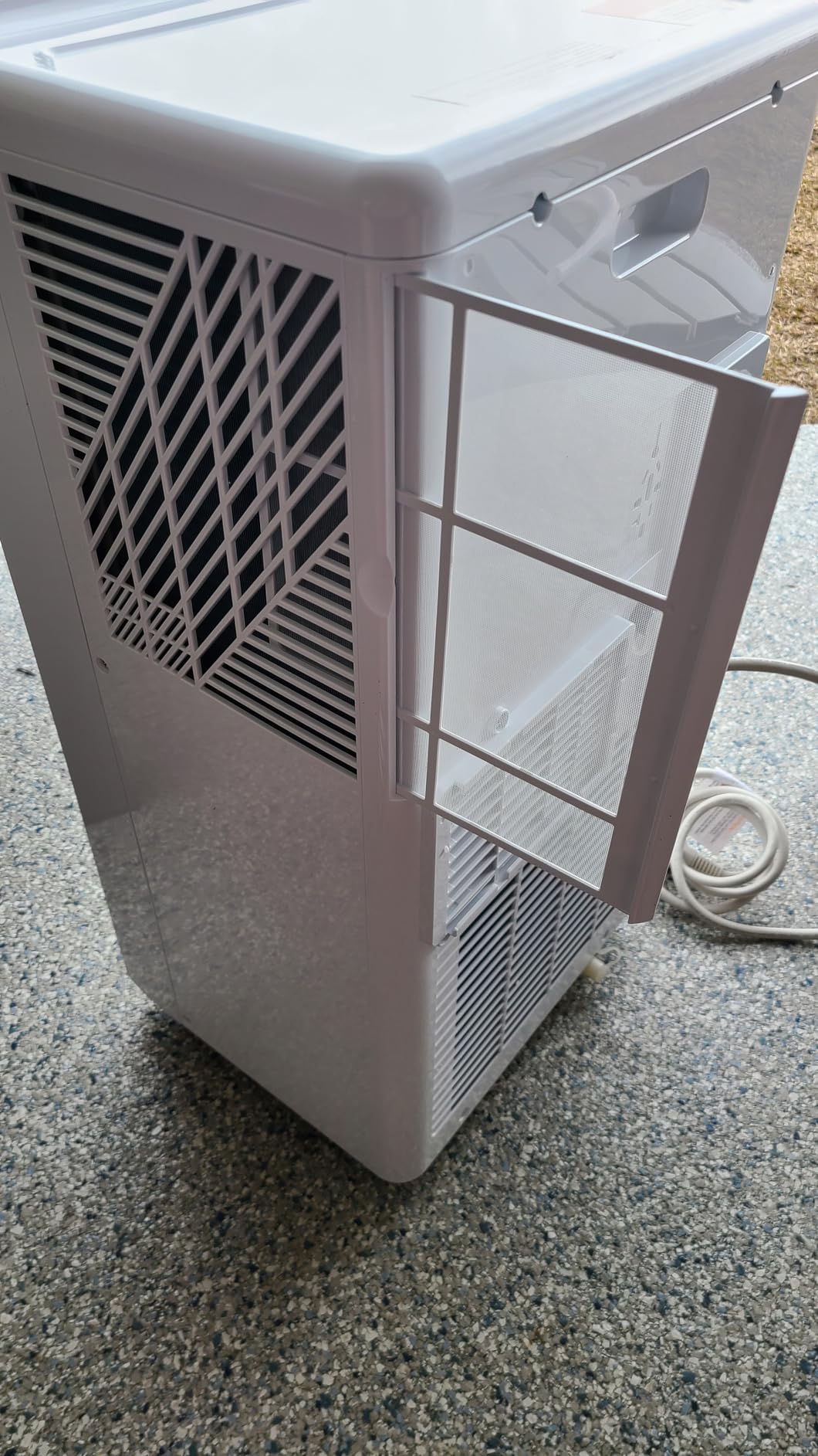 Garvee Portable Air Conditioner, 14000 BTU Portable AC Unit, Cool/Dry/Fan/Sleep Mode, 24H Timer, Window Kit & Remote Control Included, Quiet Operation, Fast Cooling for Bedroom/Office/Living Room customer photo 2