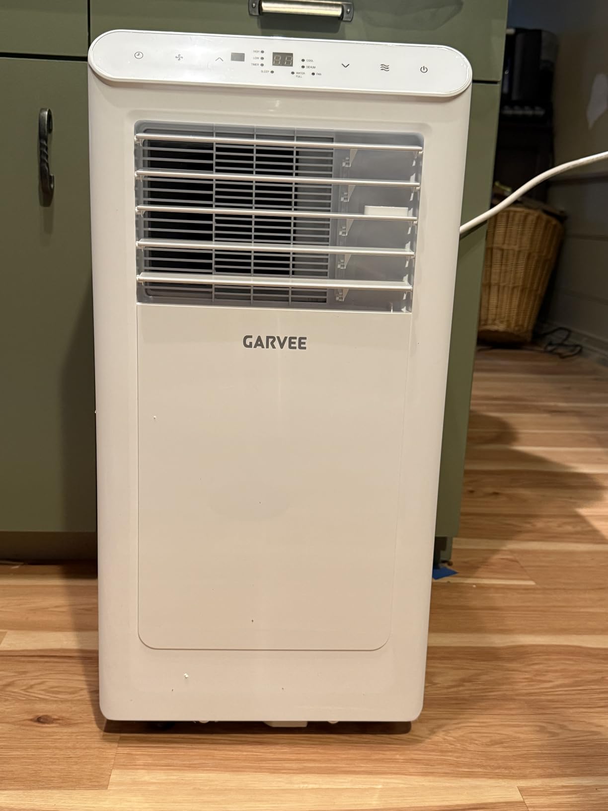 Garvee 12000 BTU Portable Air Conditioner, 3-in-1 AC Unit Cools Rooms Up to 550 Sq.Ft with Cooling, Fan & Dehumidifier, 8150 BTU SACC, Remote Control, Sleep Mode customer photo 1