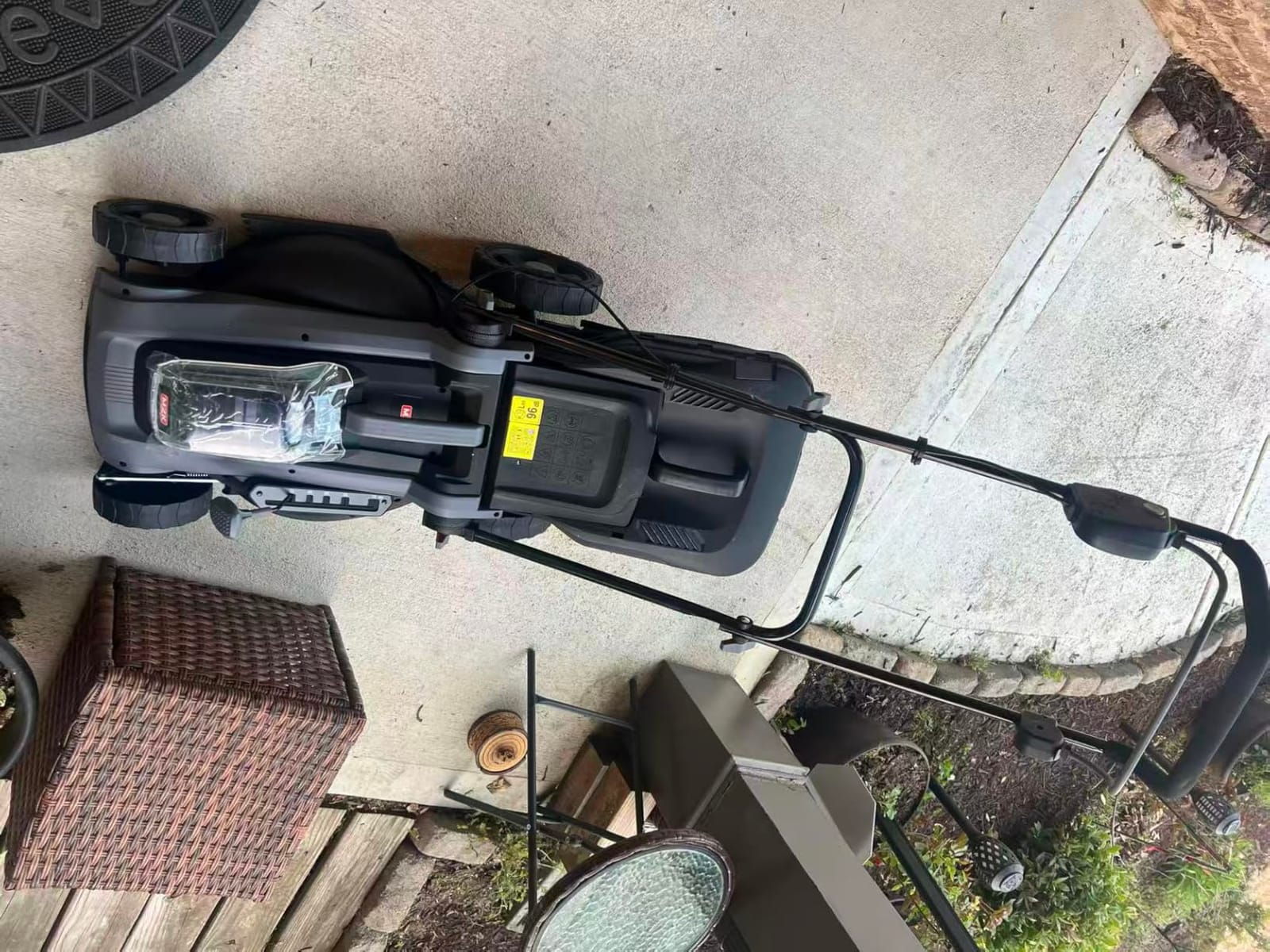 MZK 40V 16-Inch 2-in-1 Lawn Mower, Brushless Cordless Push Mower | Brushless mower with 5 height positions and dual batteries for walk-behind mowing in yards and home lawns. customer photo 1