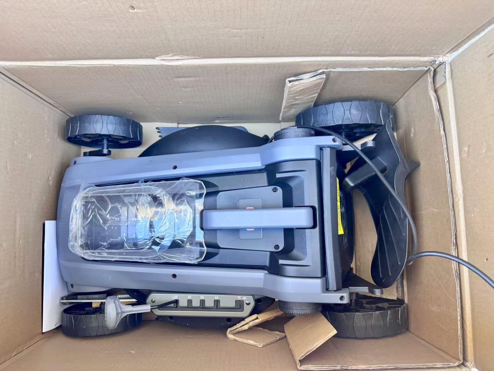 MZK 40V 16-Inch 2-in-1 Lawn Mower, Brushless Cordless Push Mower | Brushless mower with 5 height positions and dual batteries for walk-behind mowing in yards and home lawns. customer photo 2