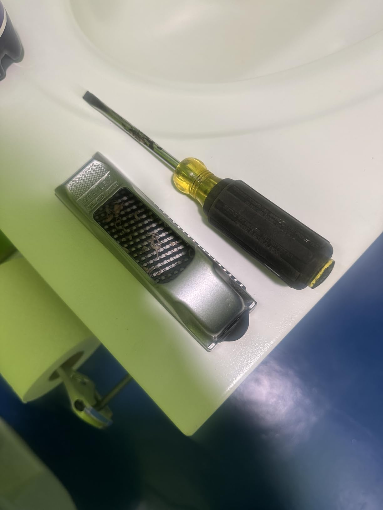 STANLEY 6 in SURFORM Pocket Planer, Compact Block Plane (21-399) customer photo 1