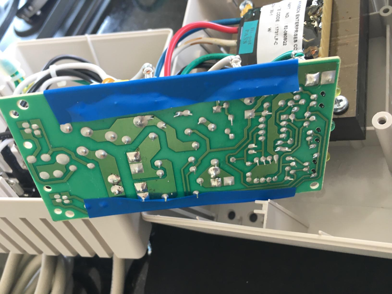Eaton Tripp Lite LS606M Power Conditioner Surge Protector - 6 Outlets, 120V Automatic Voltage Regulator, EMI/RFI Filter customer photo 1