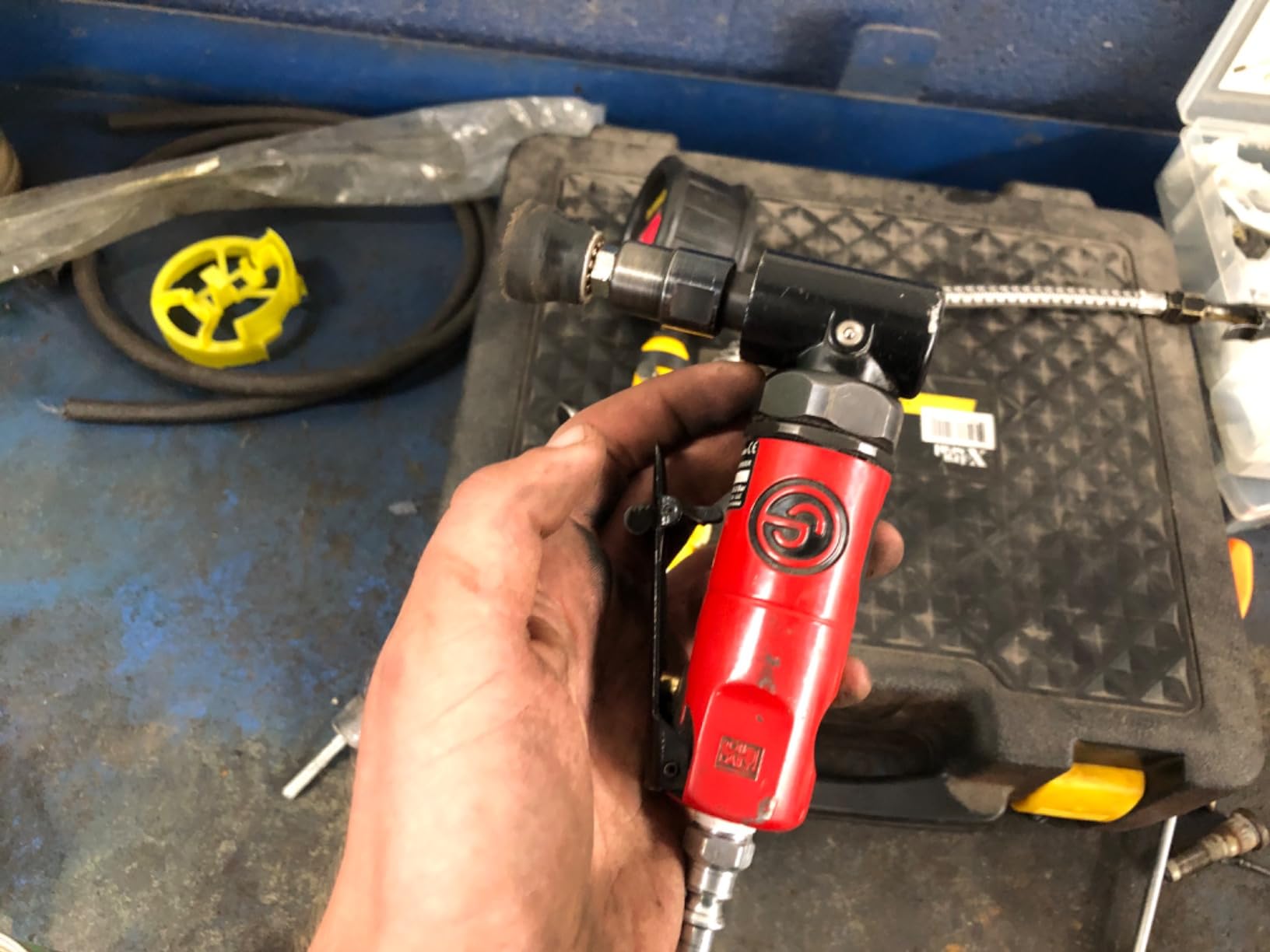 Chicago Pneumatic CP875 - Air Angle Die Grinder Tool, 1/4 Inch (6 mm), 0.3 HP / 220 W, 22500 RPM, Welder, Woodworking, Automotive Detailing, Stainless Steel Polisher, Heavy Duty customer photo 1