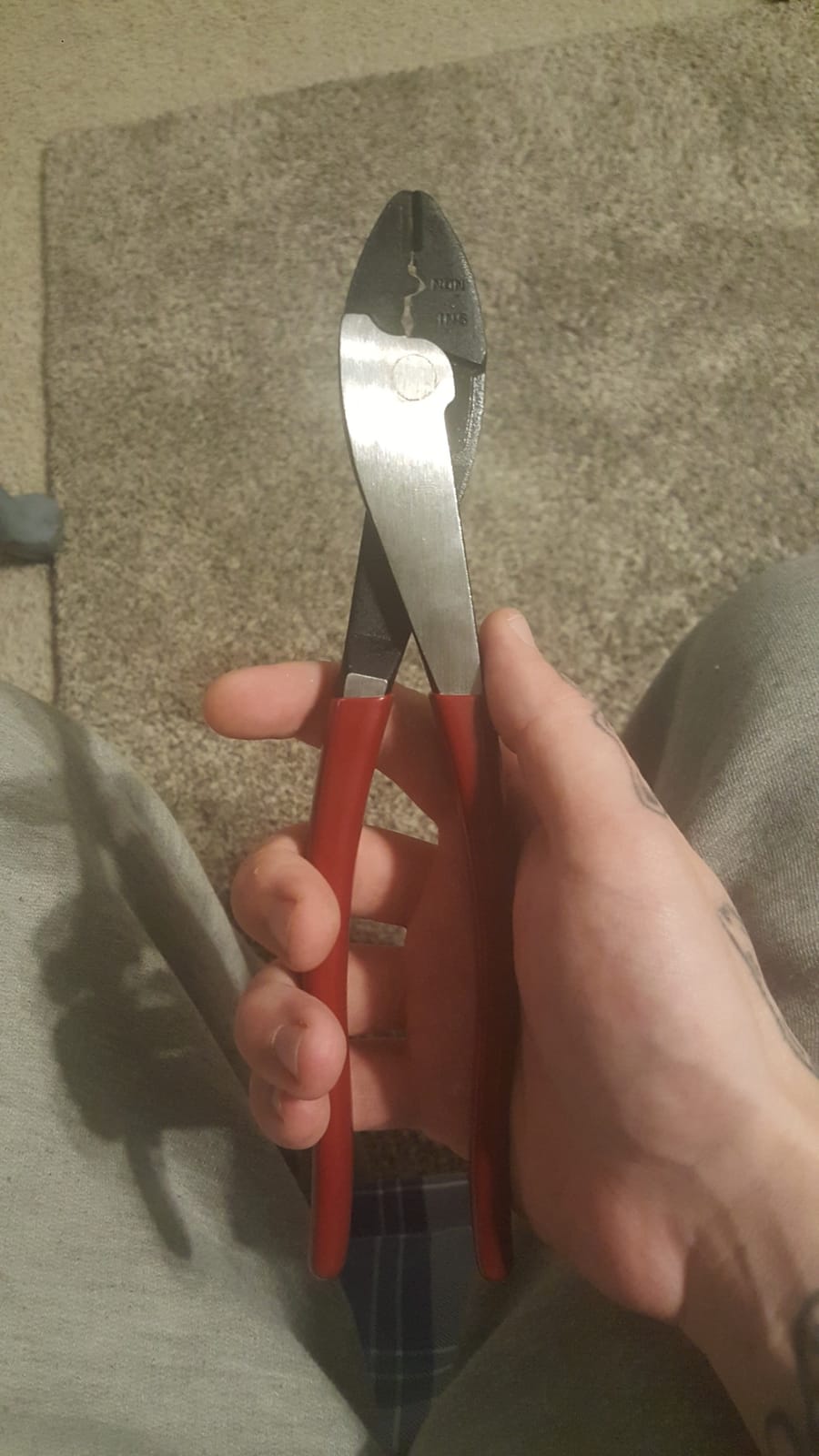 Klein Tools 1005 Cutting/Crimping Tool, Made in USA, Cutter/Crimper for 10-22 AWG Terminals and Connectors, Crimper for Insulated and Non-Insulated Terminals customer photo 2