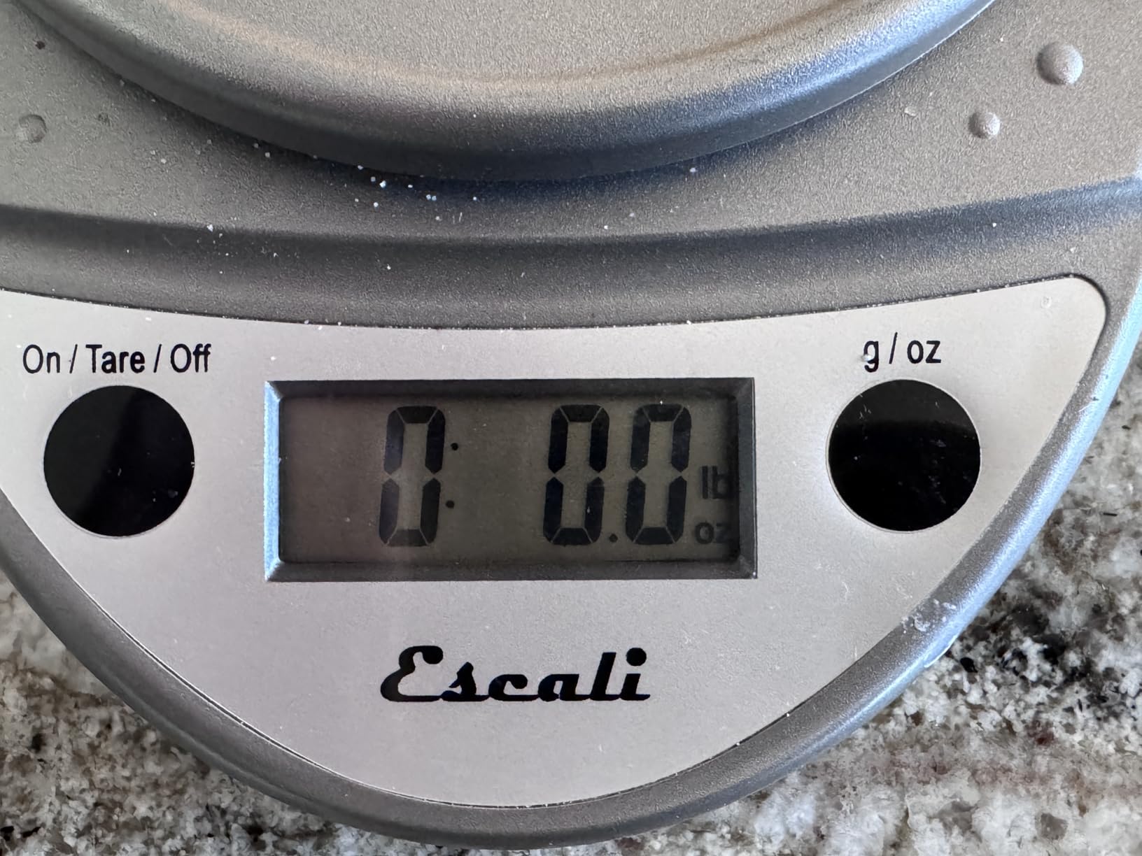 Escali Primo Digital Food Scale Multi-Functional Kitchen Scale and Baking Scale for Precise Weight Measuring and Portion Control, 8.5 x 6 x 1.5 inches, Chrome customer photo 2