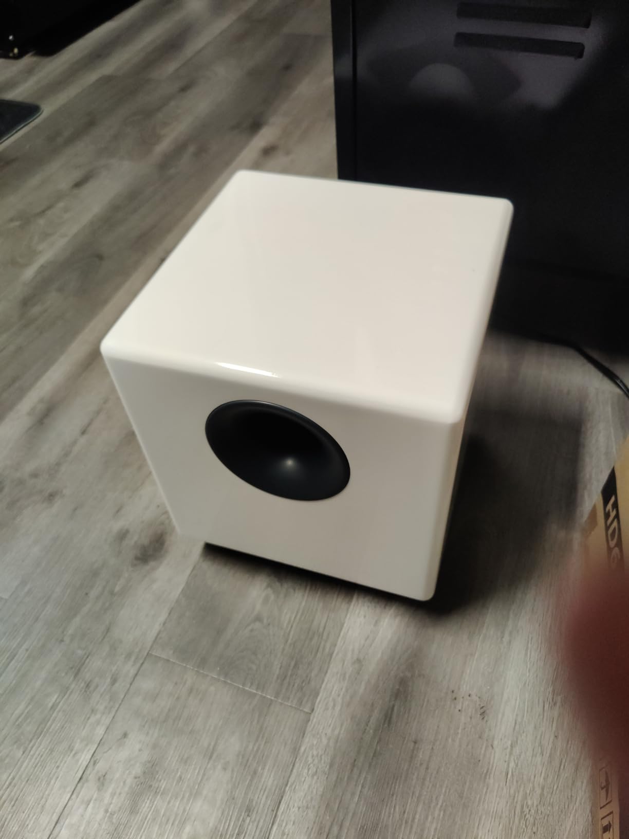 Audioengine S8 Powered Subwoofer – 250W Wireless-Ready 8-Inch Bass Speaker customer photo 2