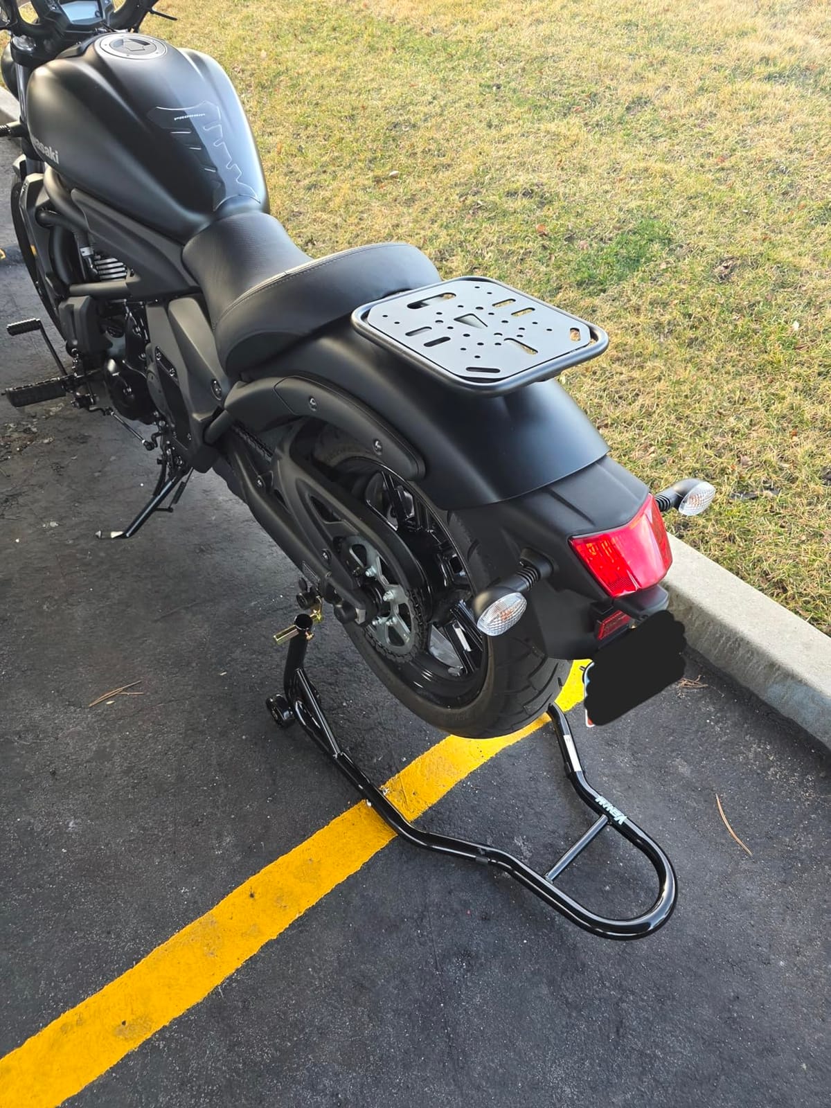 Venom Motorcycle Stand Lift, Front & Rear Combo, Universal Paddock Lift Stand, Front Wheel Fork Stand Rear Wheel Swingarm Spool Stand, Compatible With Most Yamaha Honda Kawasaki Suzuki BMW Motorcycles customer photo 2