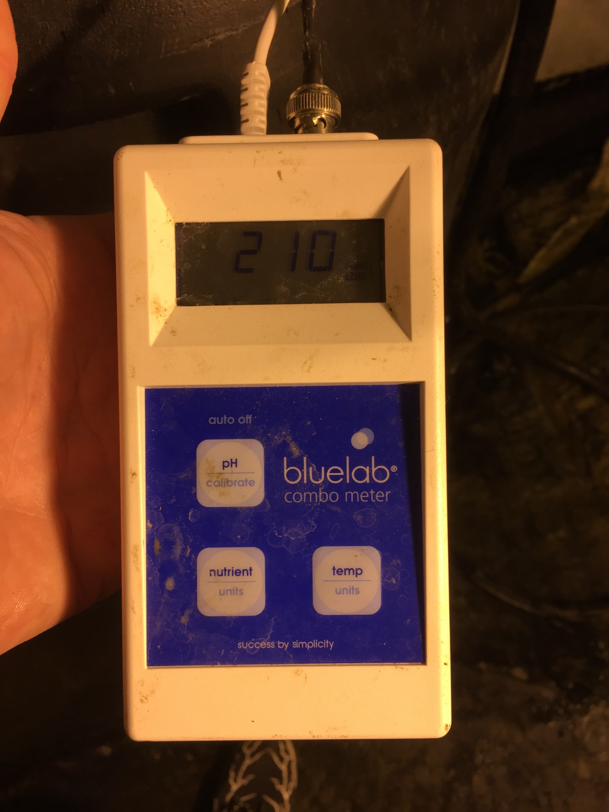 Bluelab Combo Meter for pH, Temperature & Conductivity in Water - Easy Calibration, Digital EC/TDS/PPM Tester for Hydroponics & Indoor Plants (METCOM) customer photo 1