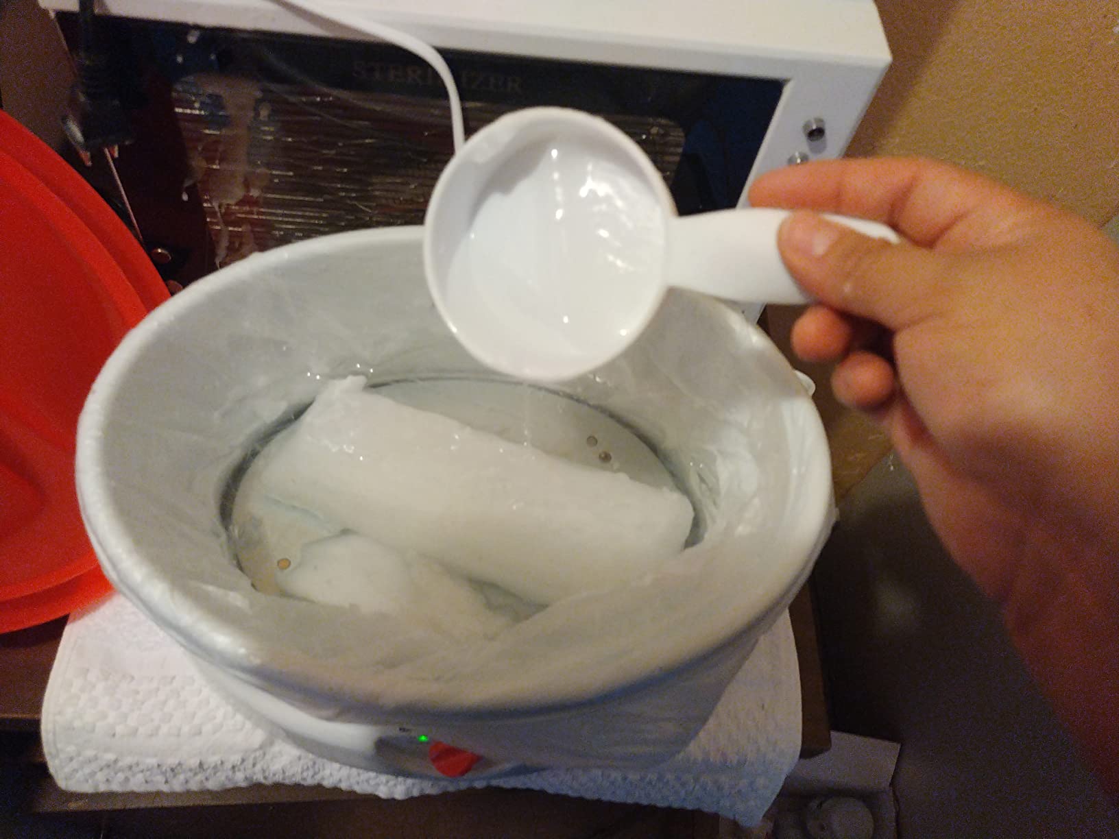 Revlon Moisturizing Quick Heat Paraffin Bath, White/Pink customer photo 2
