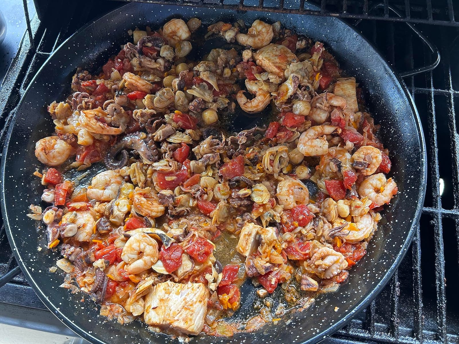 Garcima 12-Inch Enameled Steel Paella Pan, 30cm customer photo 2