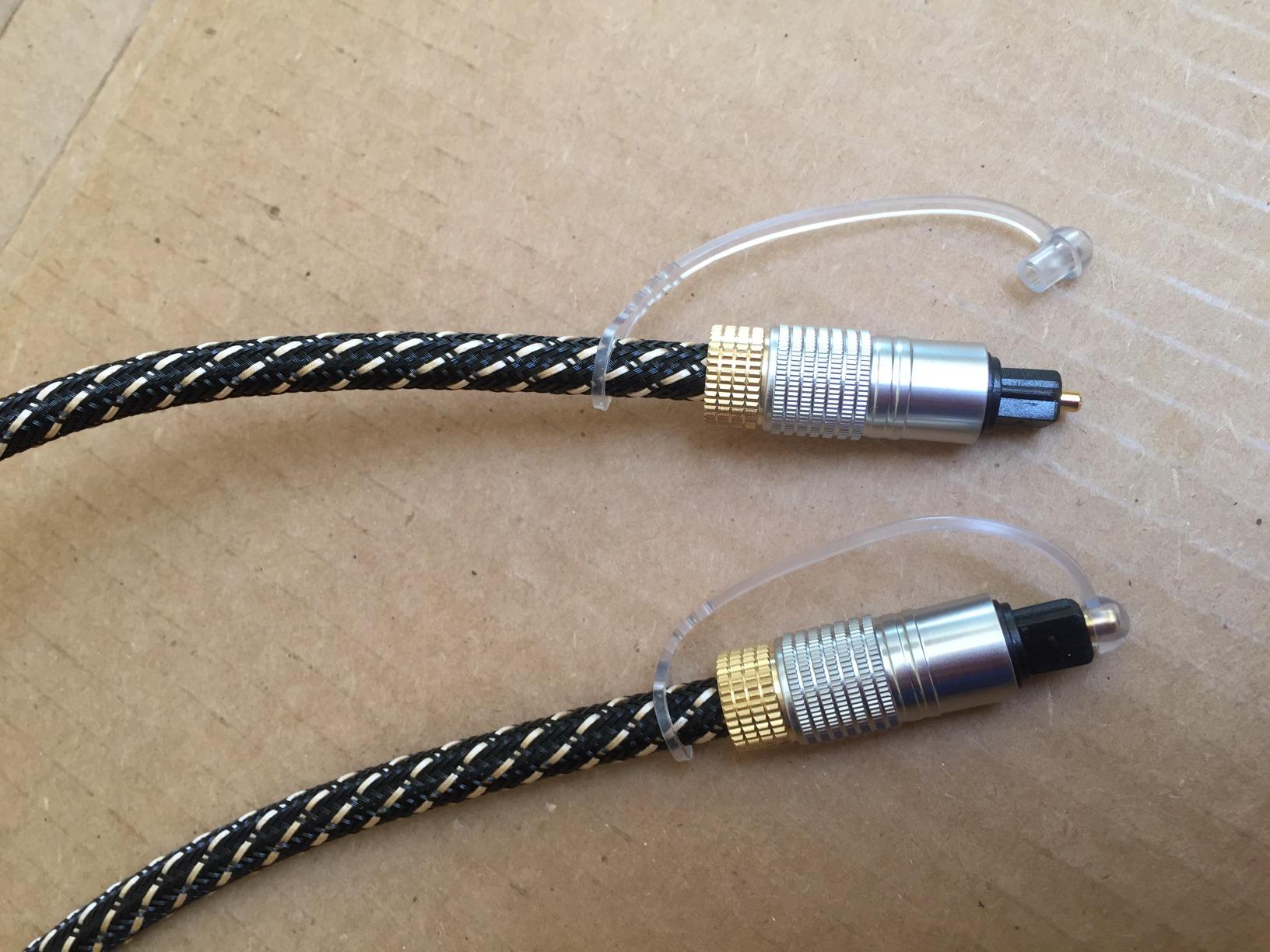 Cable Matters Premium Optical Audio Cable, Toslink Cable, 6ft customer photo 1
