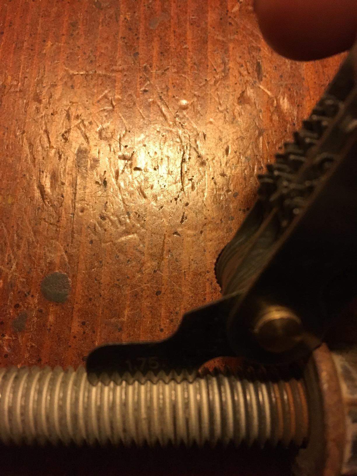 Grip US American National Thread Pitch Gauge MM & SAE Markings - Measures Counts from .25 to 5.5mm and 4 to 42 SAE - 60 Degree Thread Profiles and Locking Devices customer photo 1