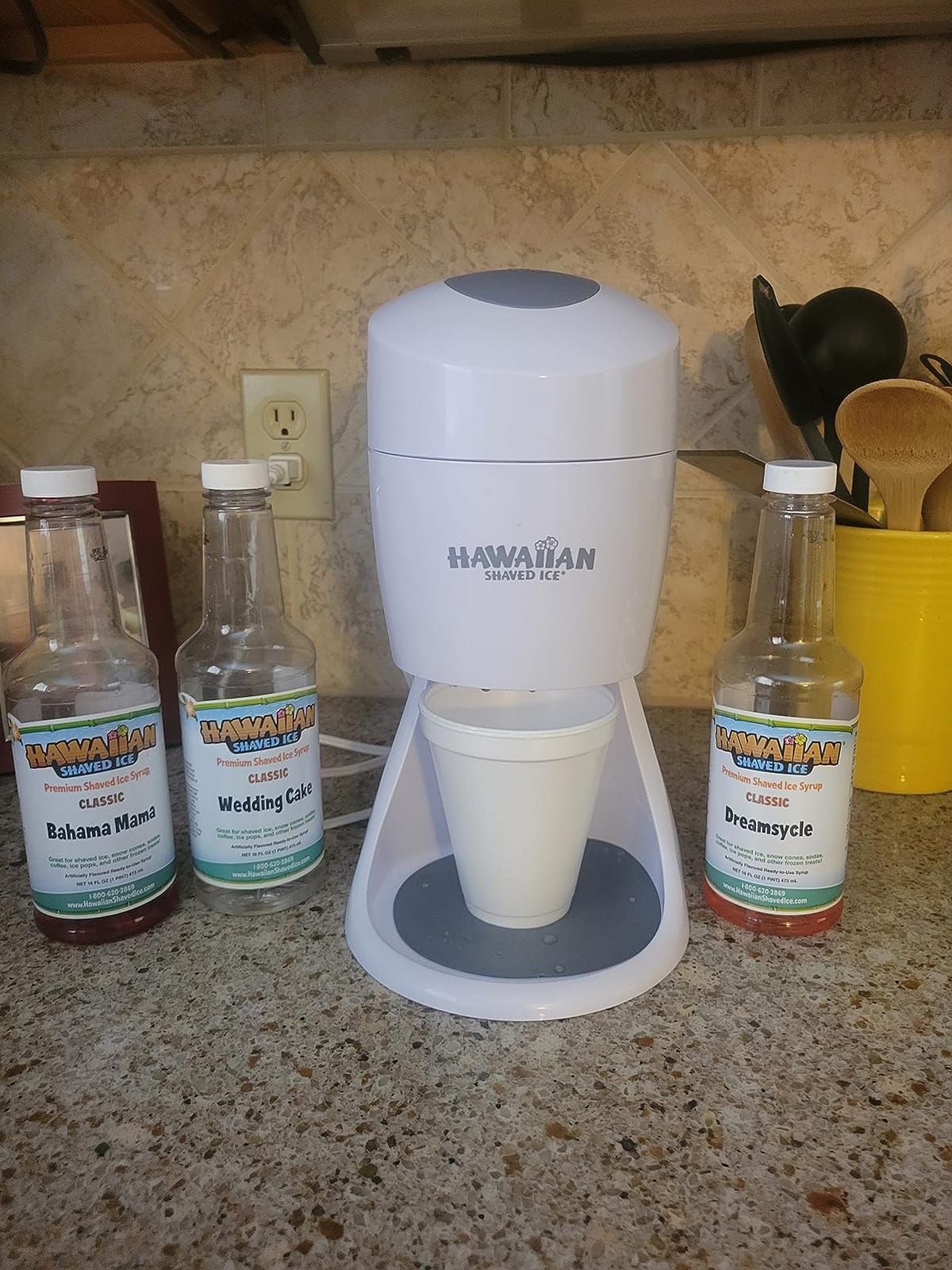 Hawaiian Shaved Ice Machine S900A, White customer photo 2
