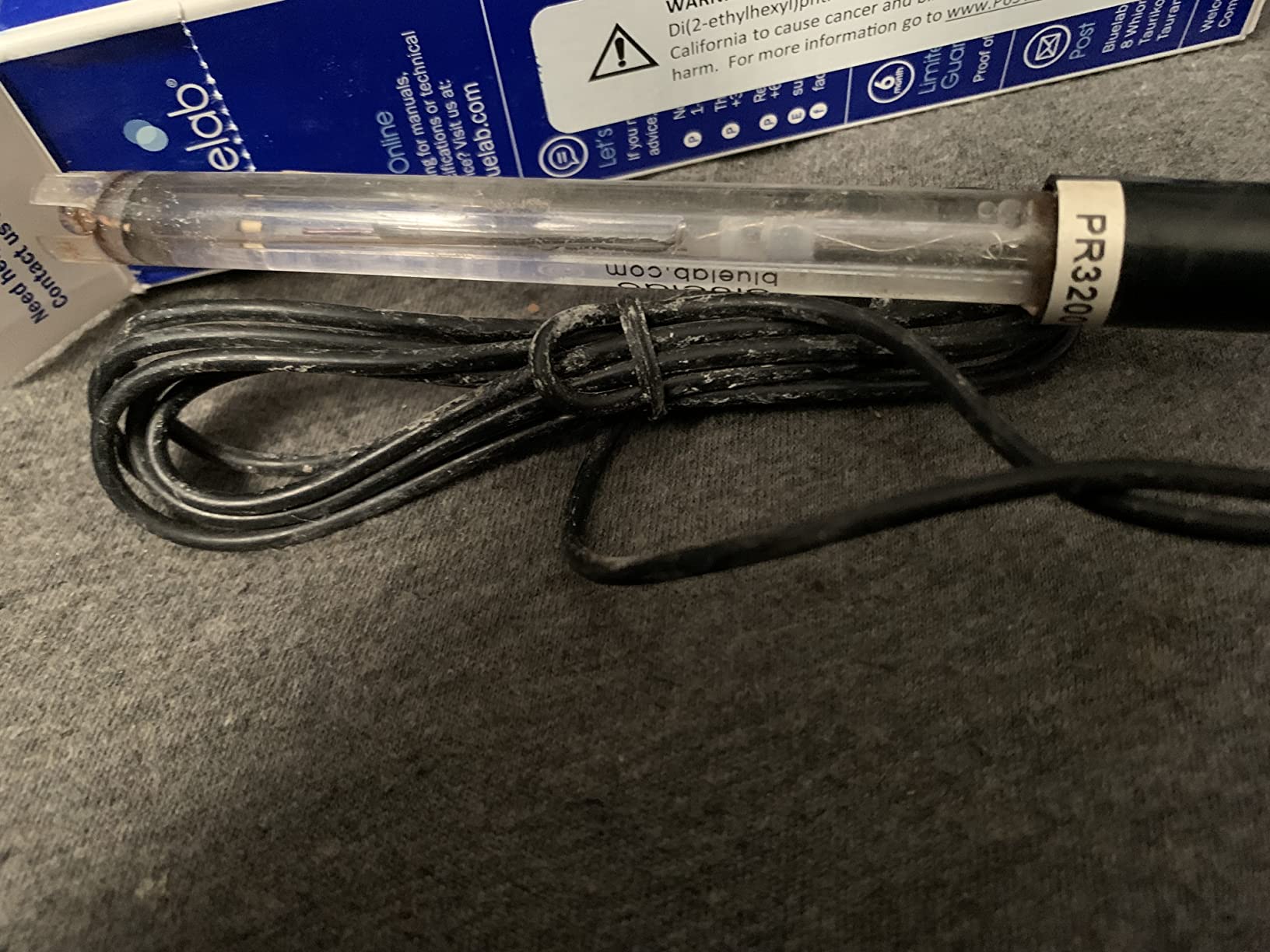 Bluelab PROBPH pH Probe for Water, Replacement Electrode for Meter, Monitor, and Controller with Easy Calibration, Tool for Hydroponic System and Indoor Plant Grow customer photo 1