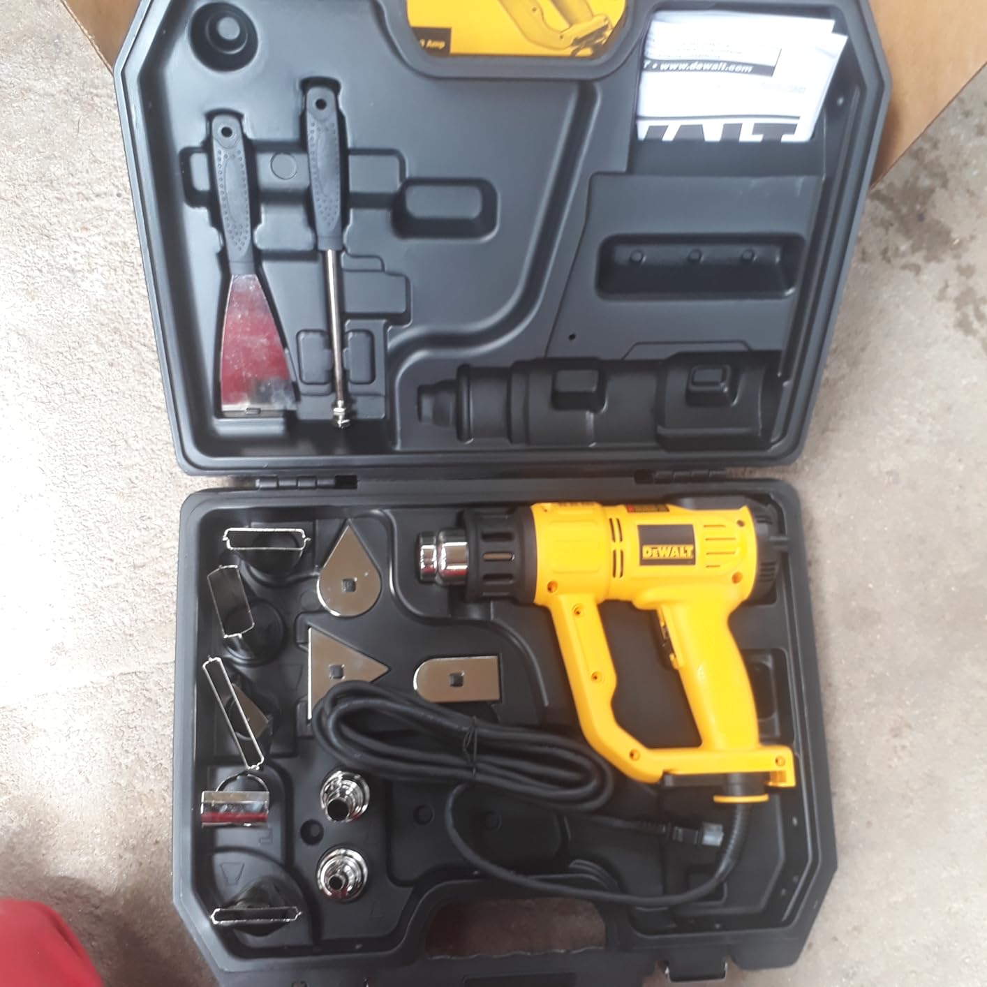 DEWALT Classic Heat Gun with LCD Display & Hard Case/Accessory Kit (D26960K), Yellow customer photo 1