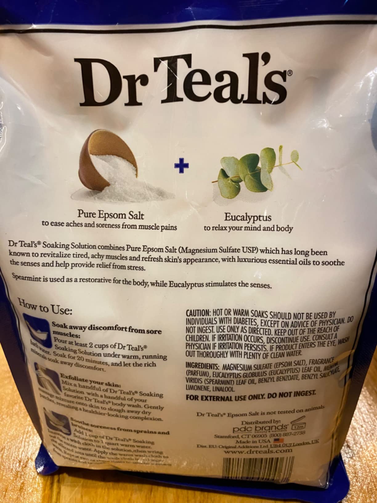 Dr Teal's Epsom Salt Magnesium Soak, Relax & Relief with Eucalyptus & Spearmint Essential Oils, 3 lbs customer photo 1